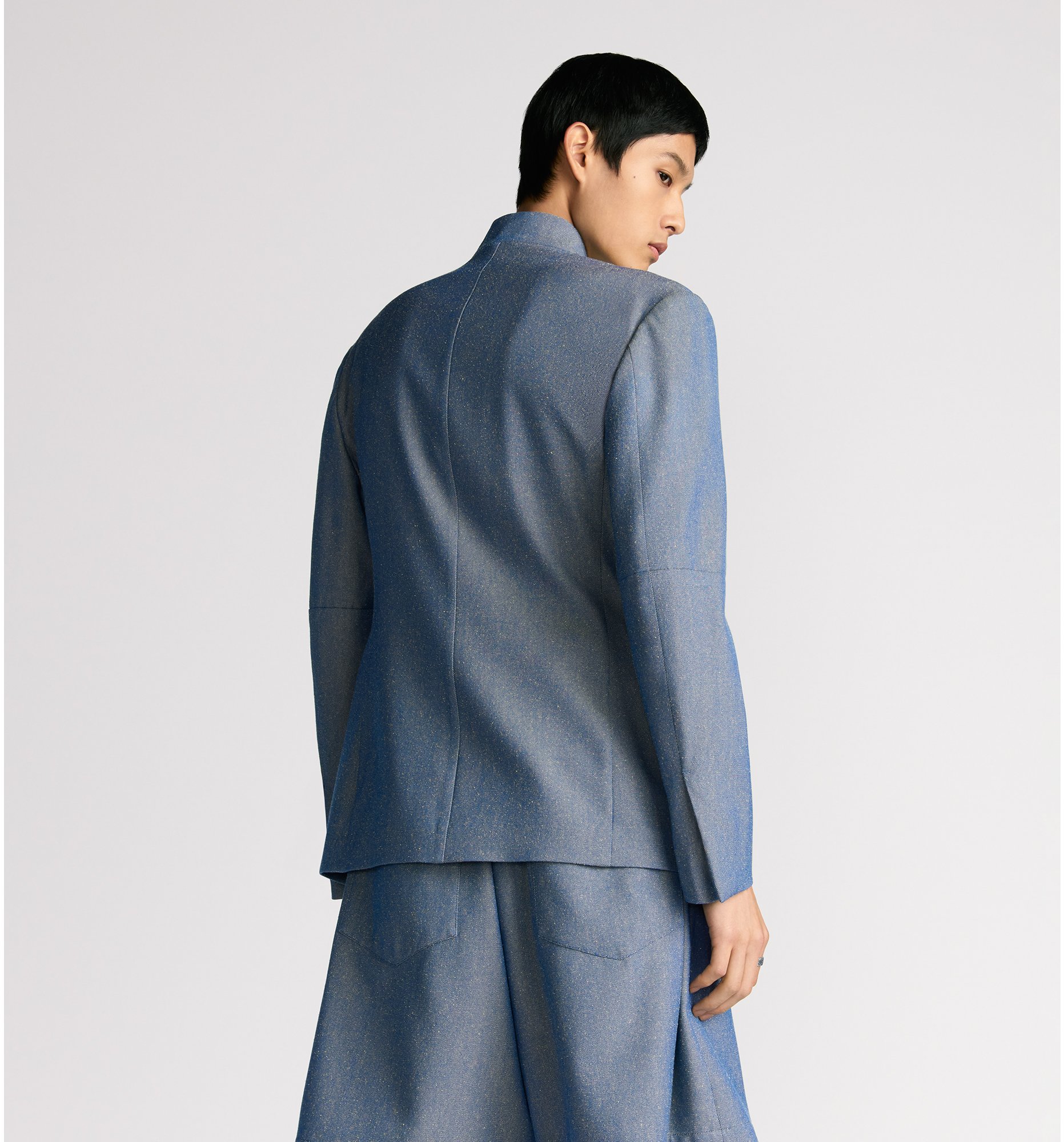 aria_look Jacket with Buttoned Collar Detailed view