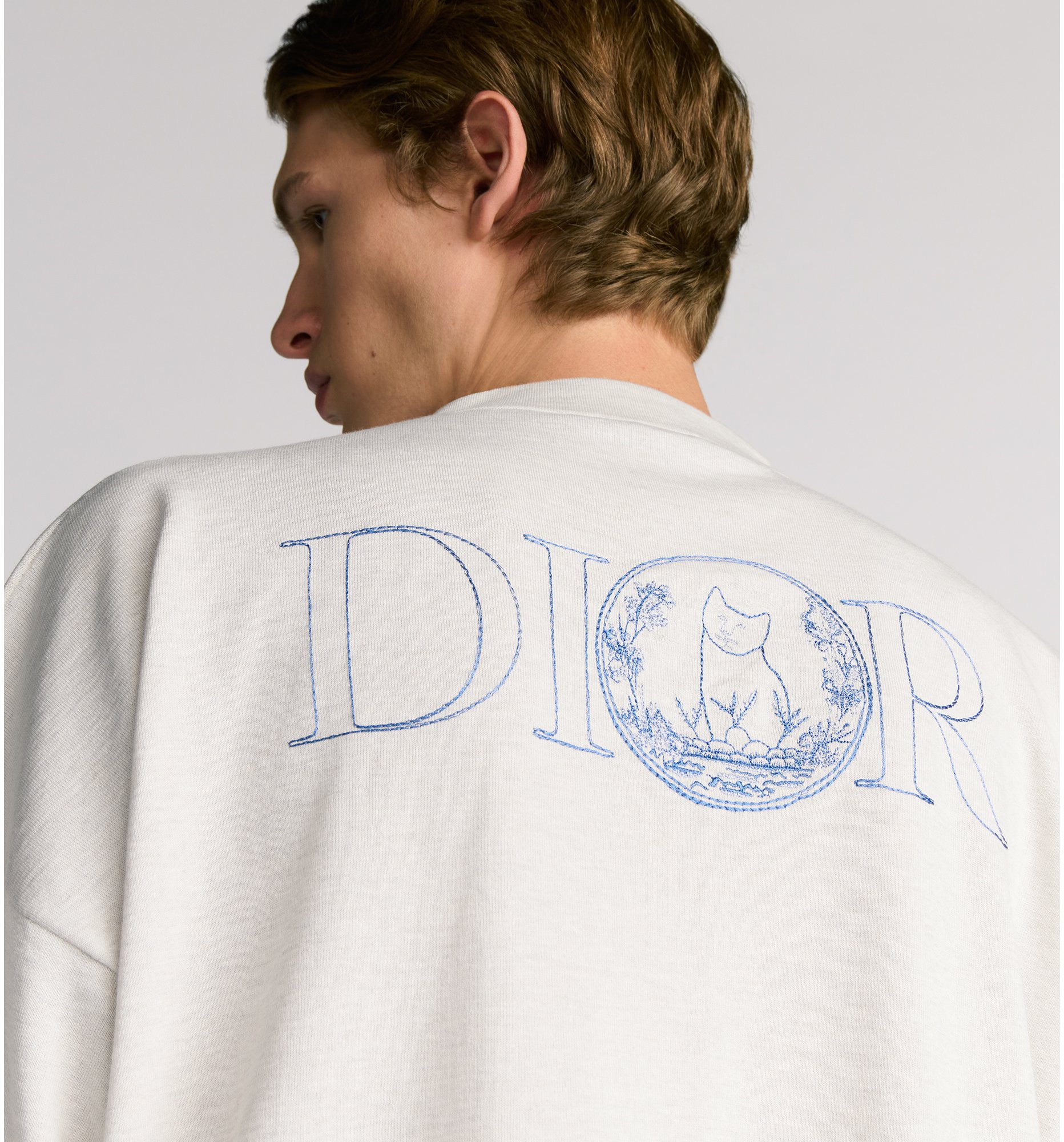 aria_look DIOR AND HYLTON NEL Knit T-Shirt, Oversized Fit Detailed view