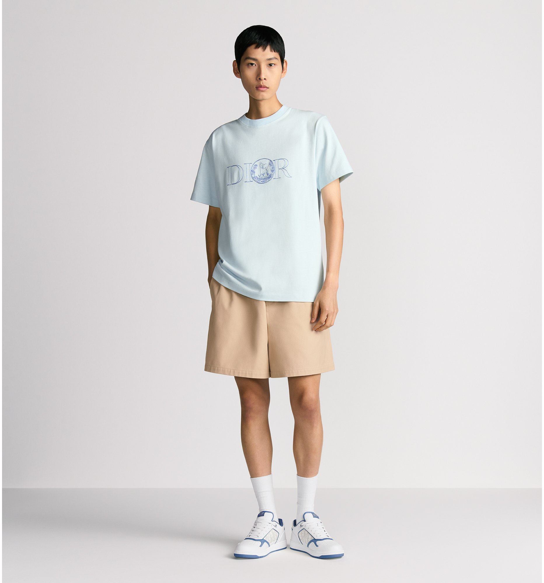 aria_look Bermuda Shorts with Elastic Waist Back view