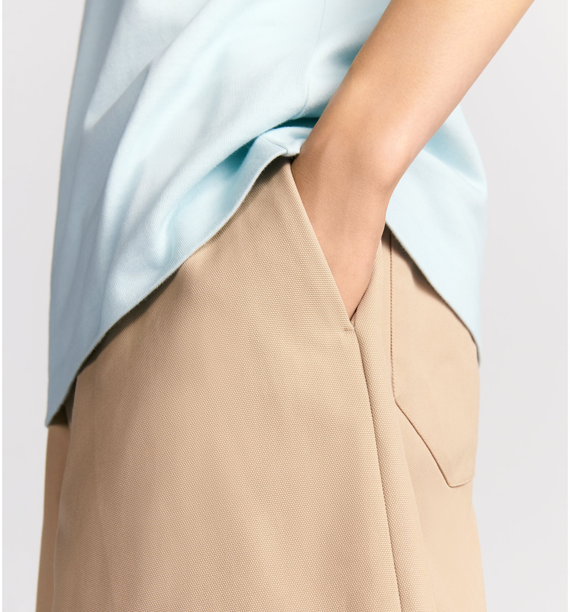 aria_look Bermuda Shorts with Elastic Waist