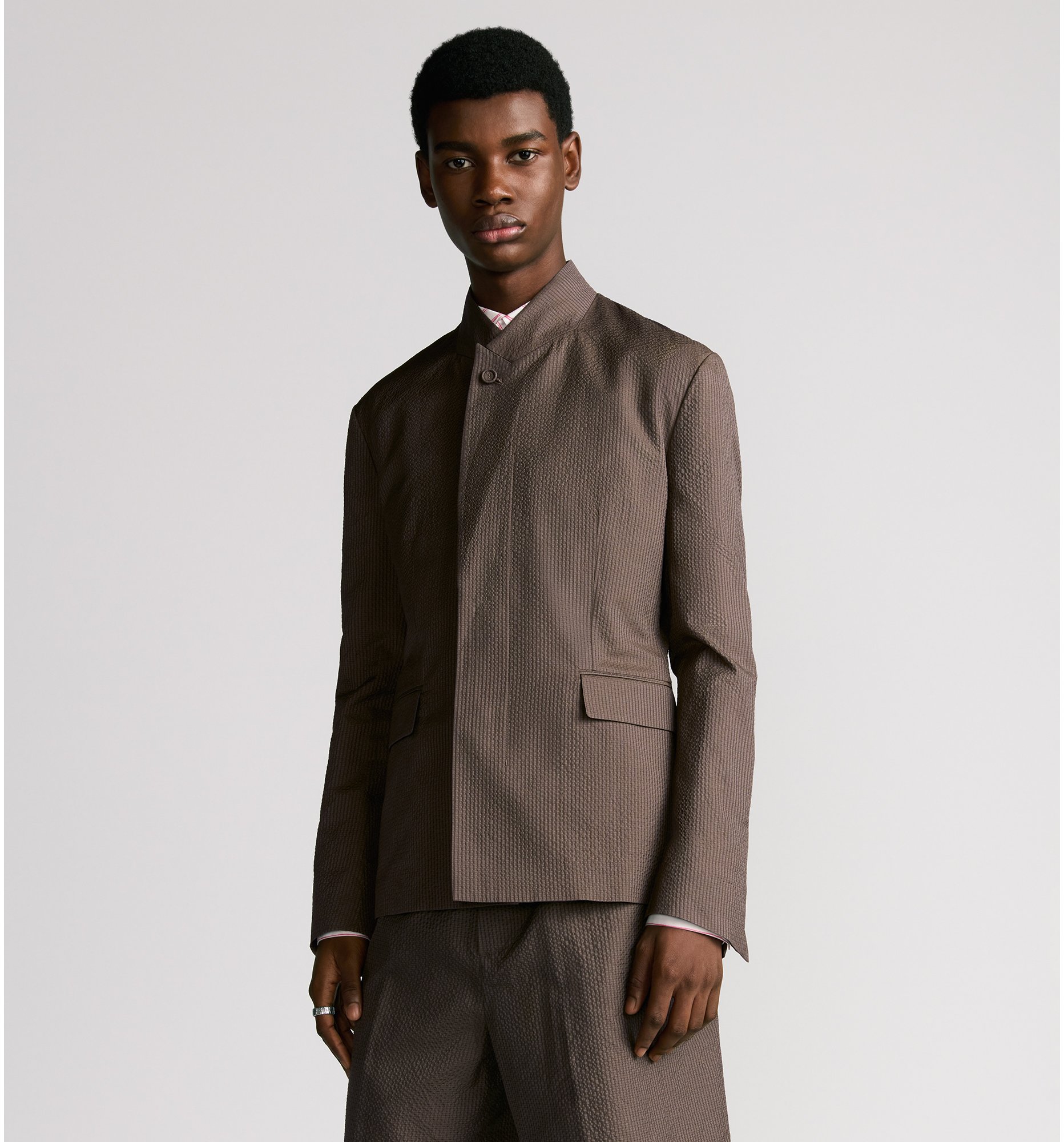 aria_look Jacket with Buttoned Collar Front view