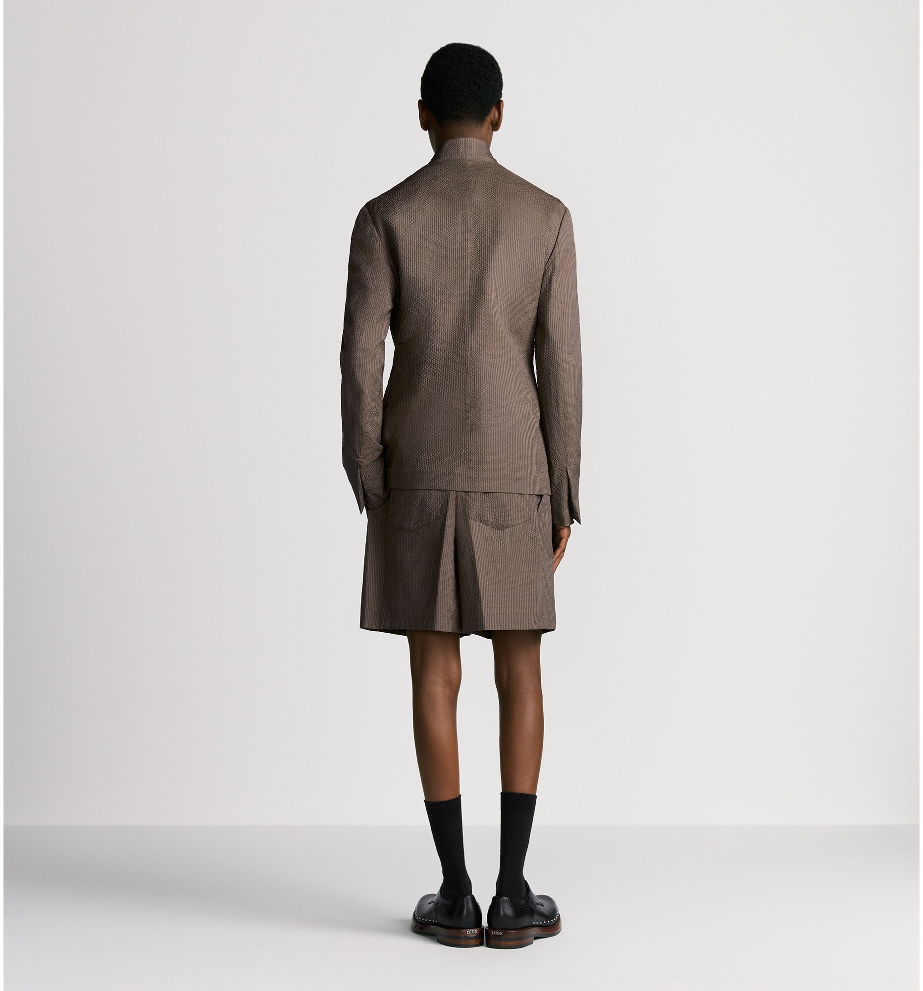 aria_look Jacket with Buttoned Collar Three quarter closed view