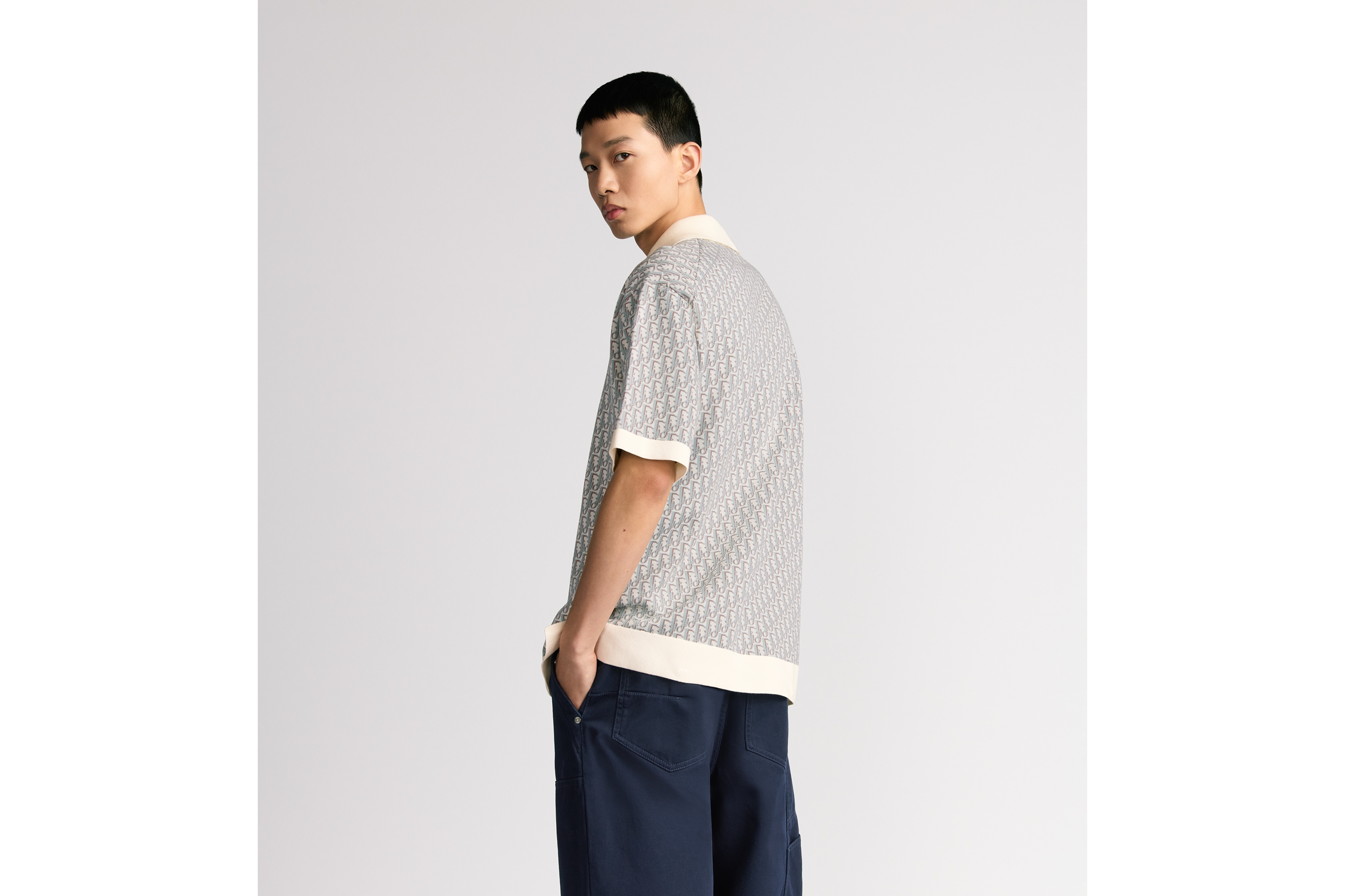 look_image_alt_prefix Polo met Dior Oblique-motief Witte, blauwe en bruine katoenjacquard E09