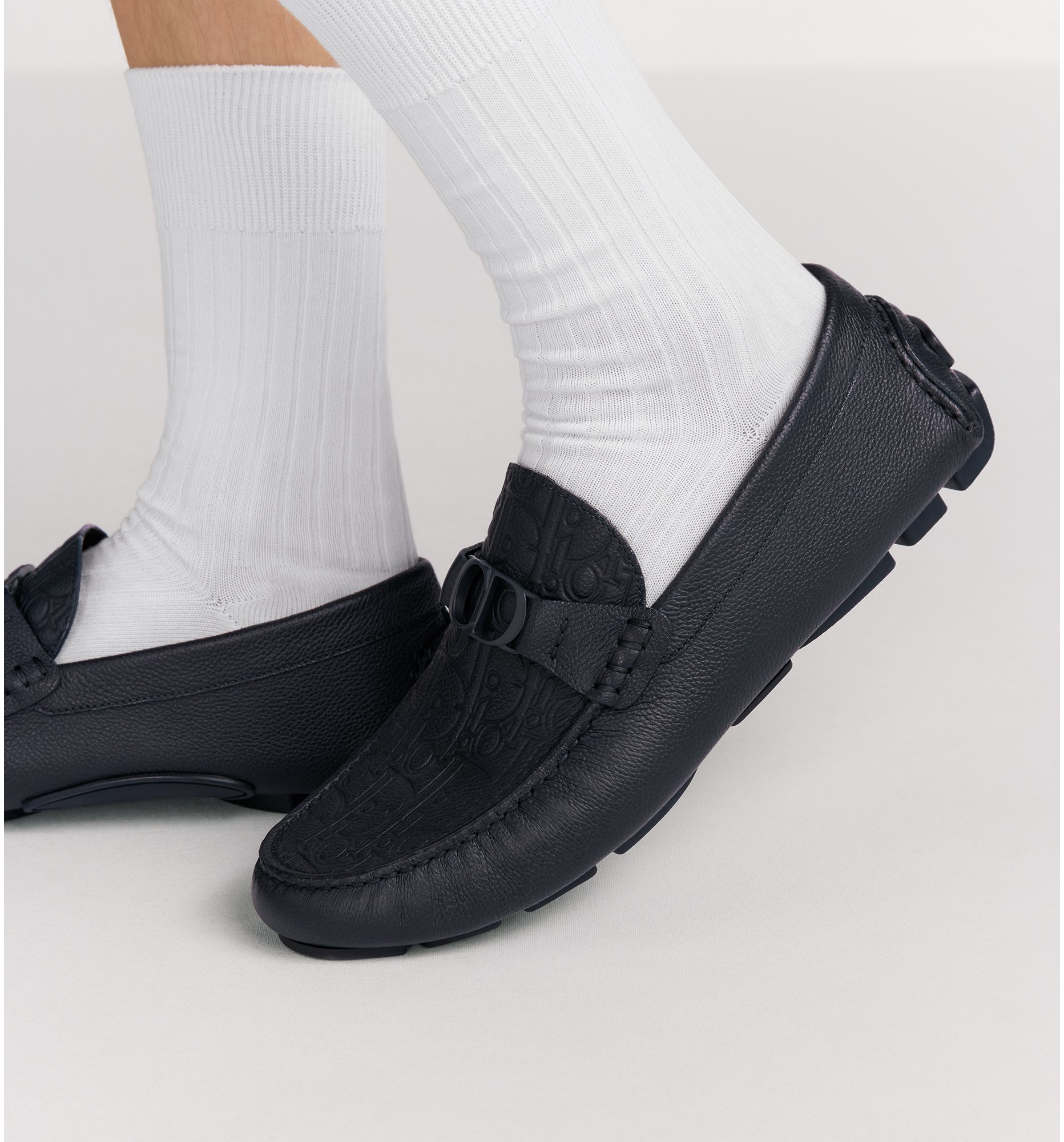 aria_look Dior Odéon Loafer