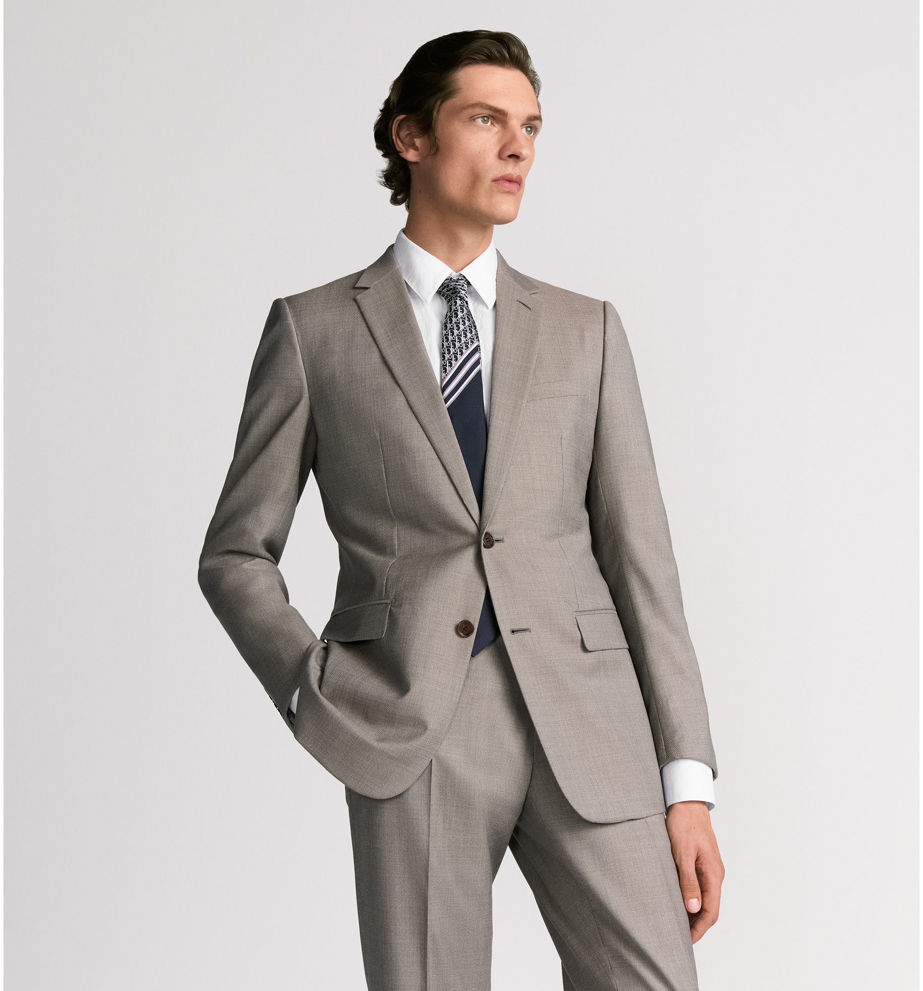 aria_look Costume classique Vue dépliée