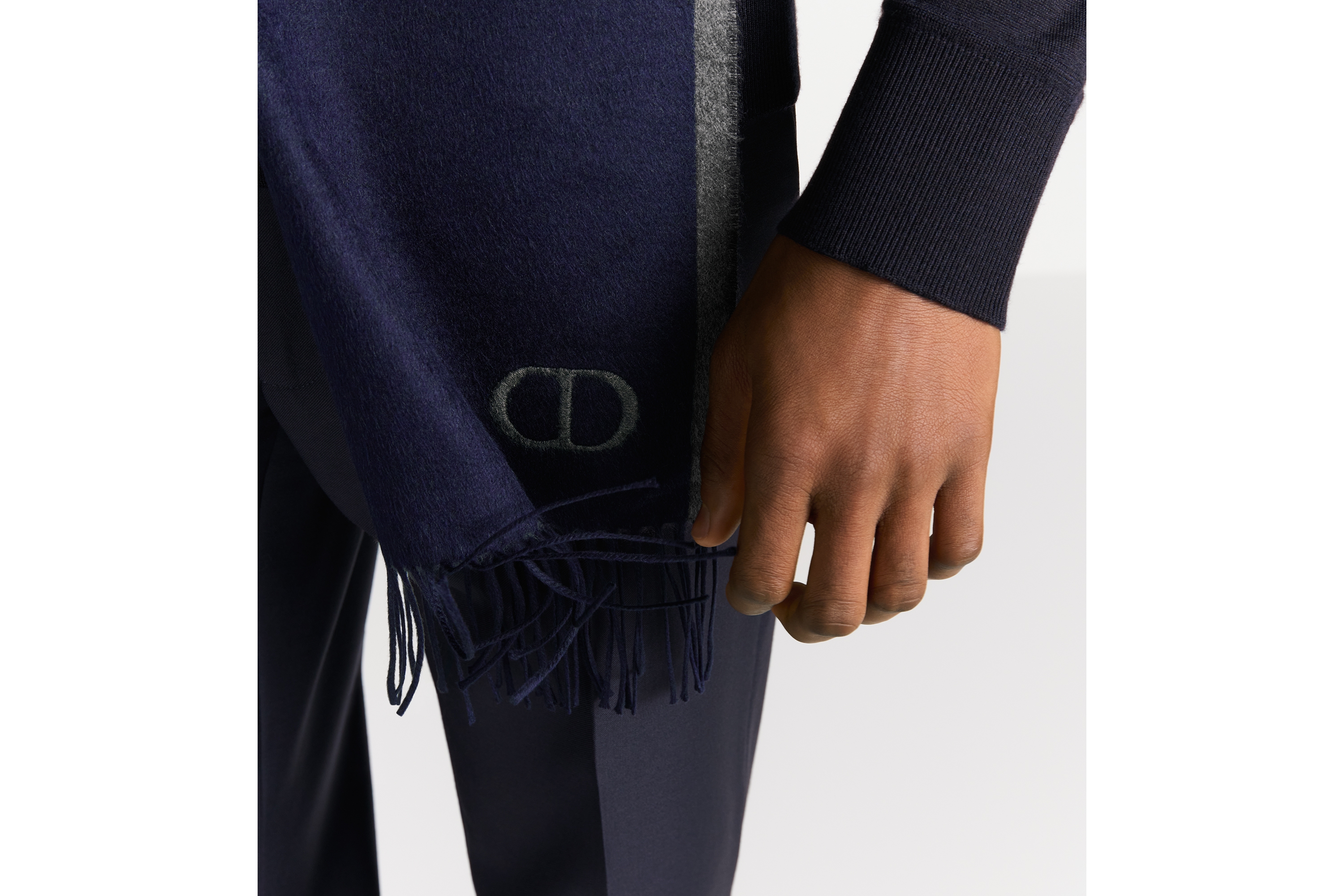 Look Double-Sided CD Icon Scarf Navy Blue and Gray Silk E34