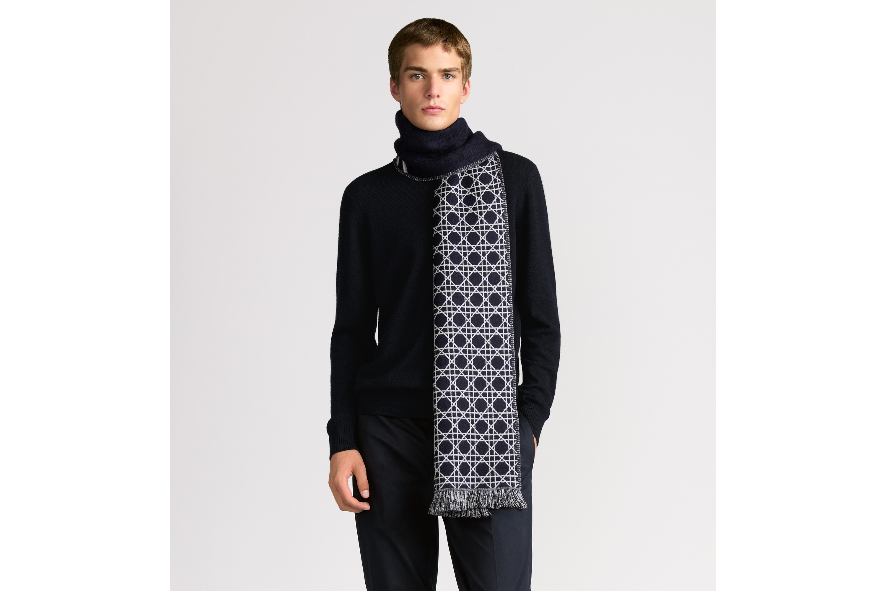 Look Striped Cannage Scarf Navy Blue, Gray and White Wool E32