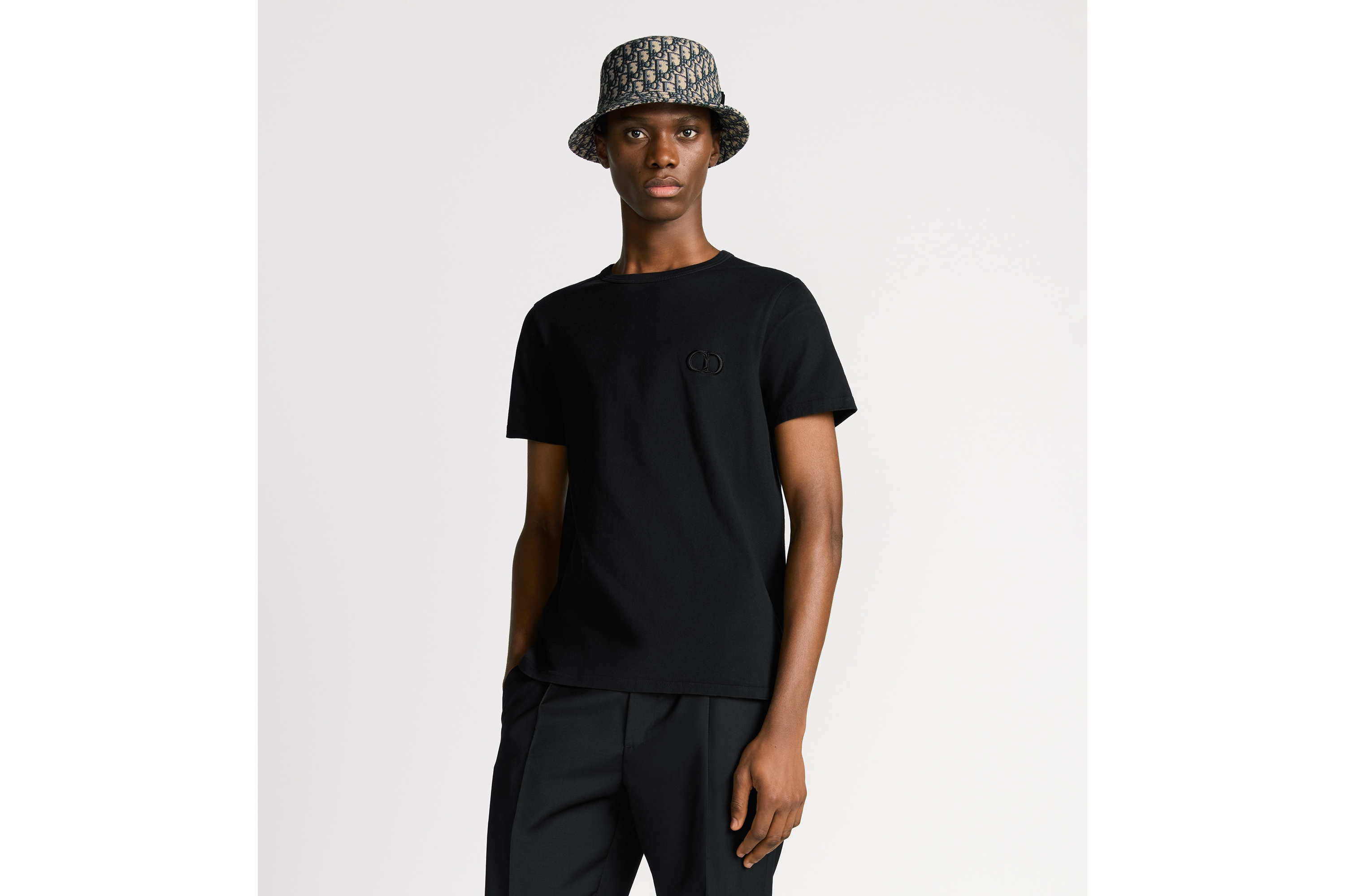 Look CD Icon T-Shirt, Regular Fit Black Cotton Jersey E07