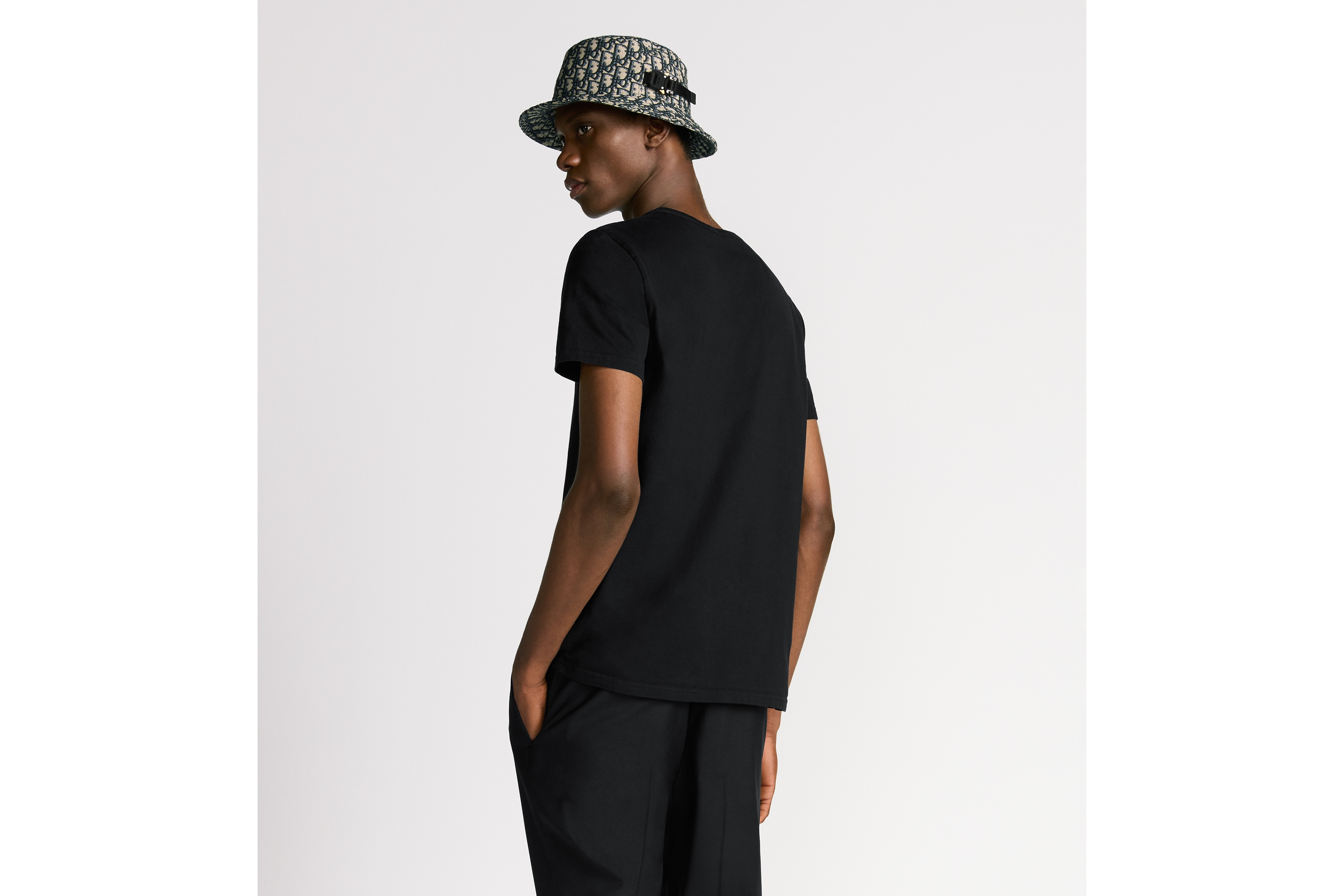 Look CD Icon T-Shirt, Regular Fit Black Cotton Jersey E09