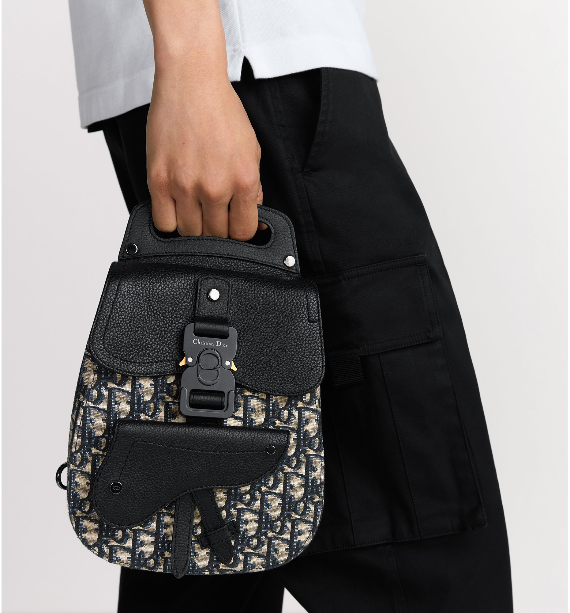 디올 디올 갤럽 슬링백 1ADBO022YKS_H27E