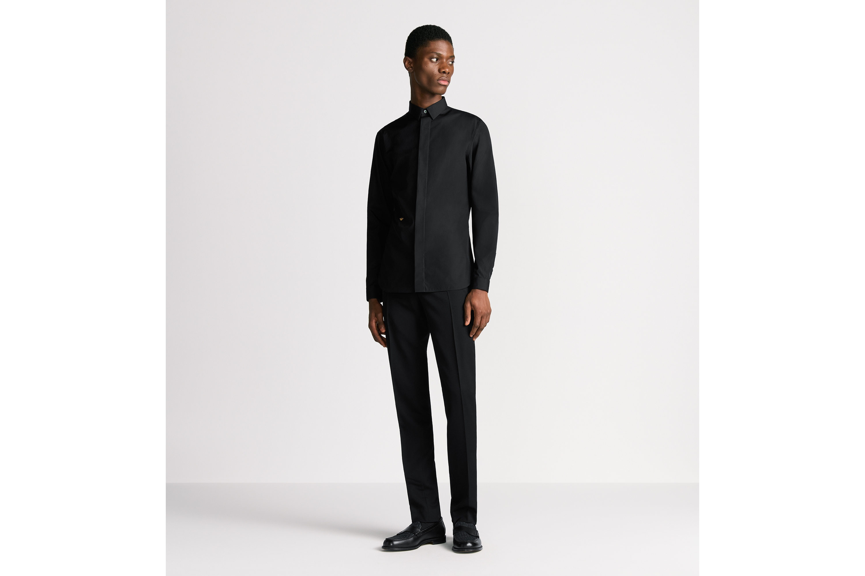 look_image_alt_prefix 골드 꿀벌 자수 셔츠 블랙 코튼 포플린 E08