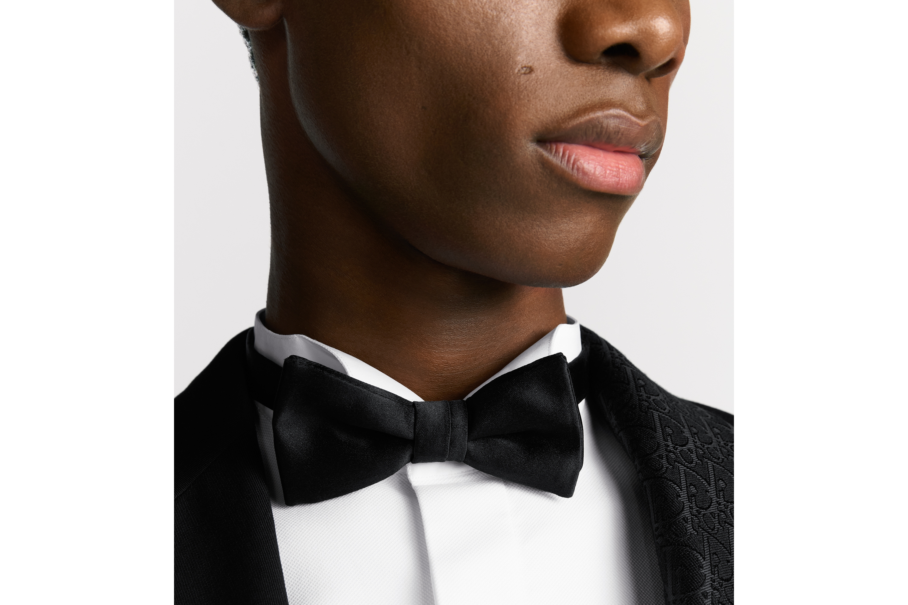 Straight Edge Bow Tie