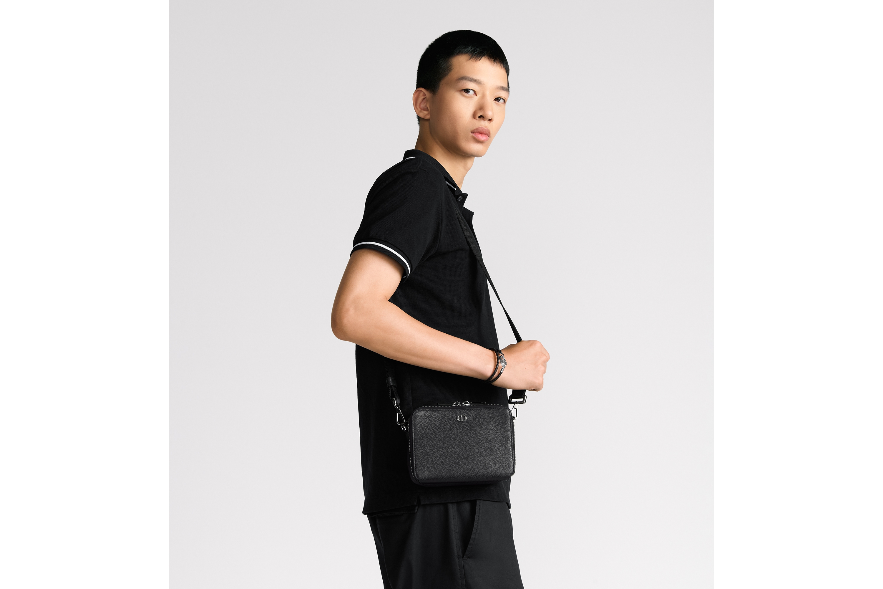 CD Icon Zipped Pouch with Strap Black Grained Calfskin | DIOR