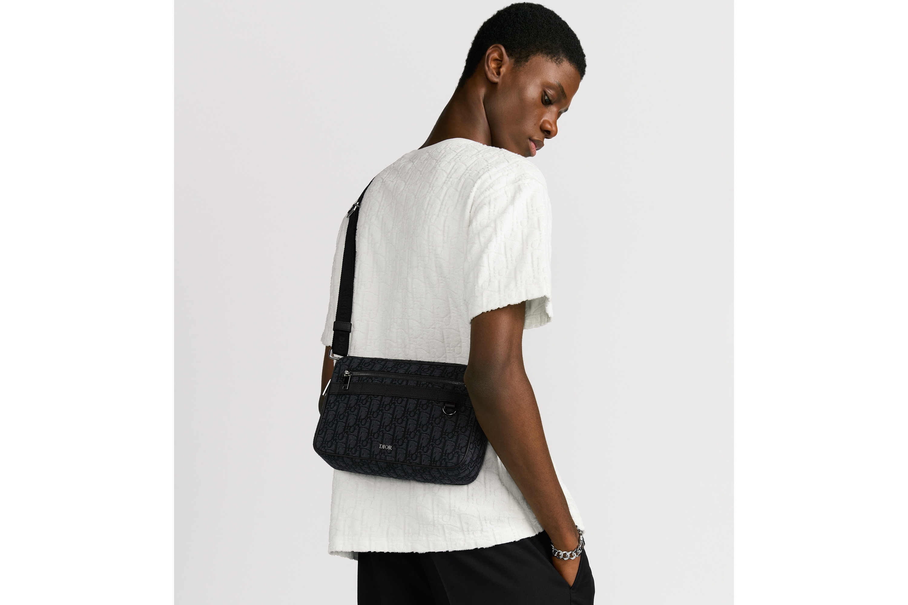 look_image_alt_prefix Safari 包款附背帶 黑色 Dior Oblique 緹花 E19