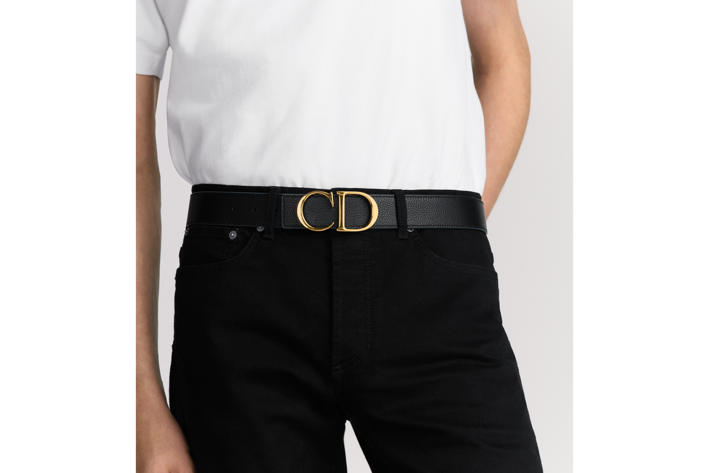 look_image_alt_prefix Fivela de cinto CD Metal com acabamento dourado, 35 mm E45