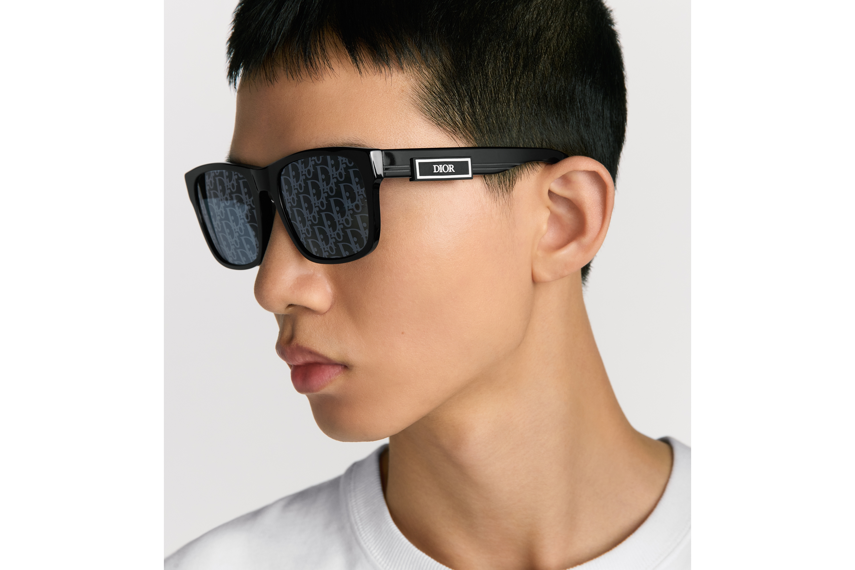 DiorB23 S2F แว่นกันแดดทรงสี่เหลี่ยมผืนผ้าสีดํา E29
