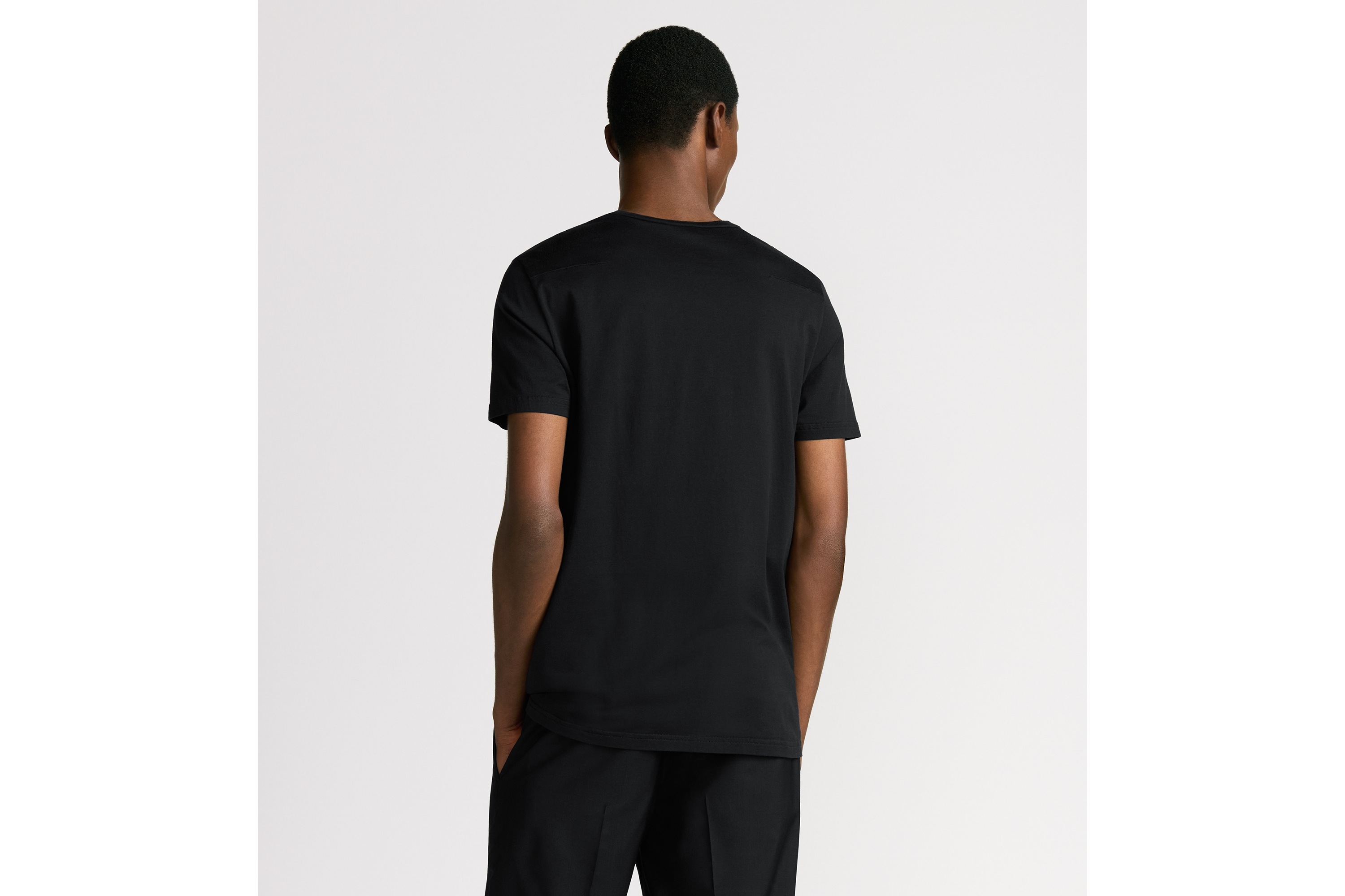 look_image_alt_prefix Camiseta con bordado de abeja Punto de algodón negro E09