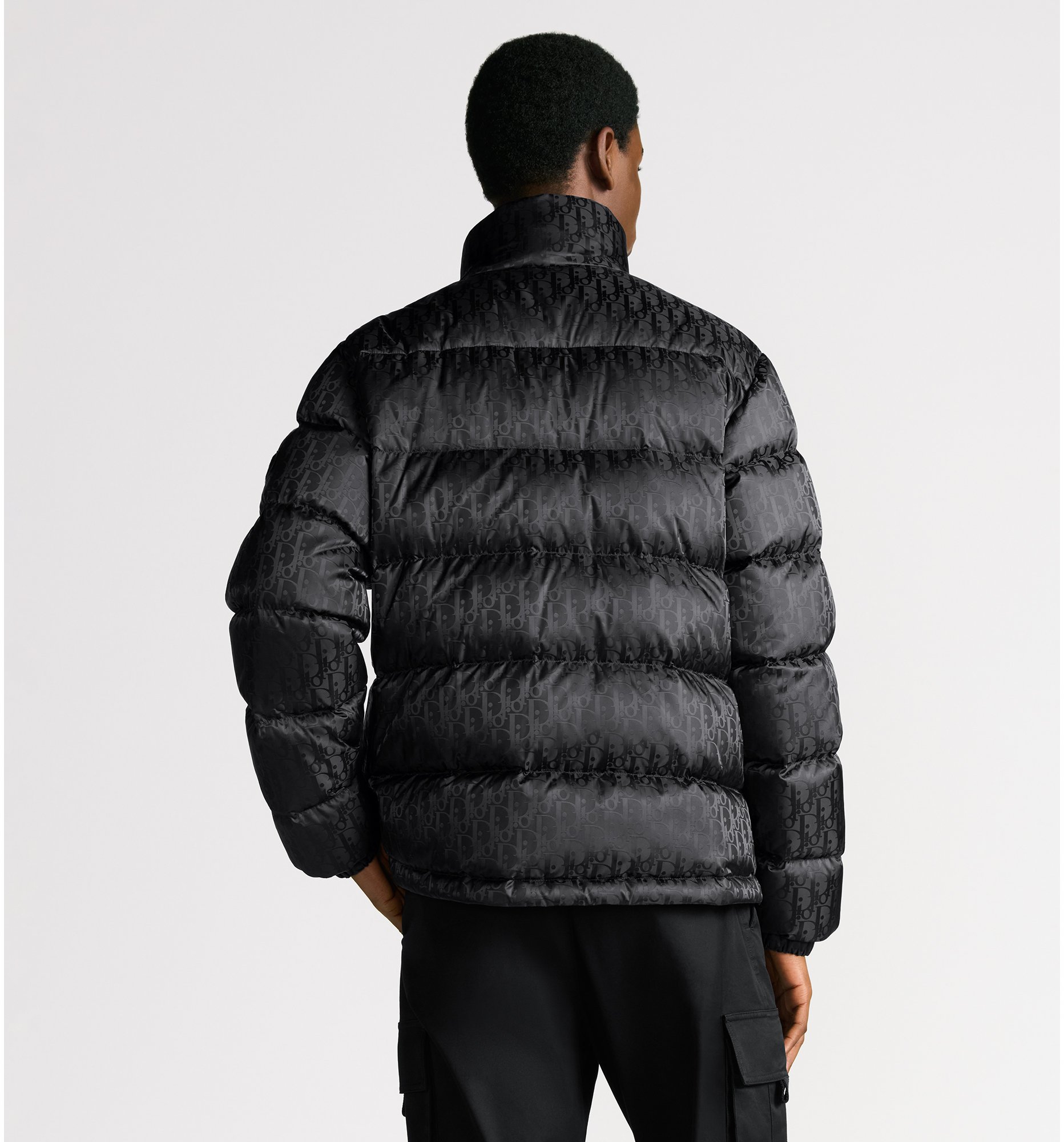 aria_look Dior Oblique Puffer Jacket Three quarter closed view
