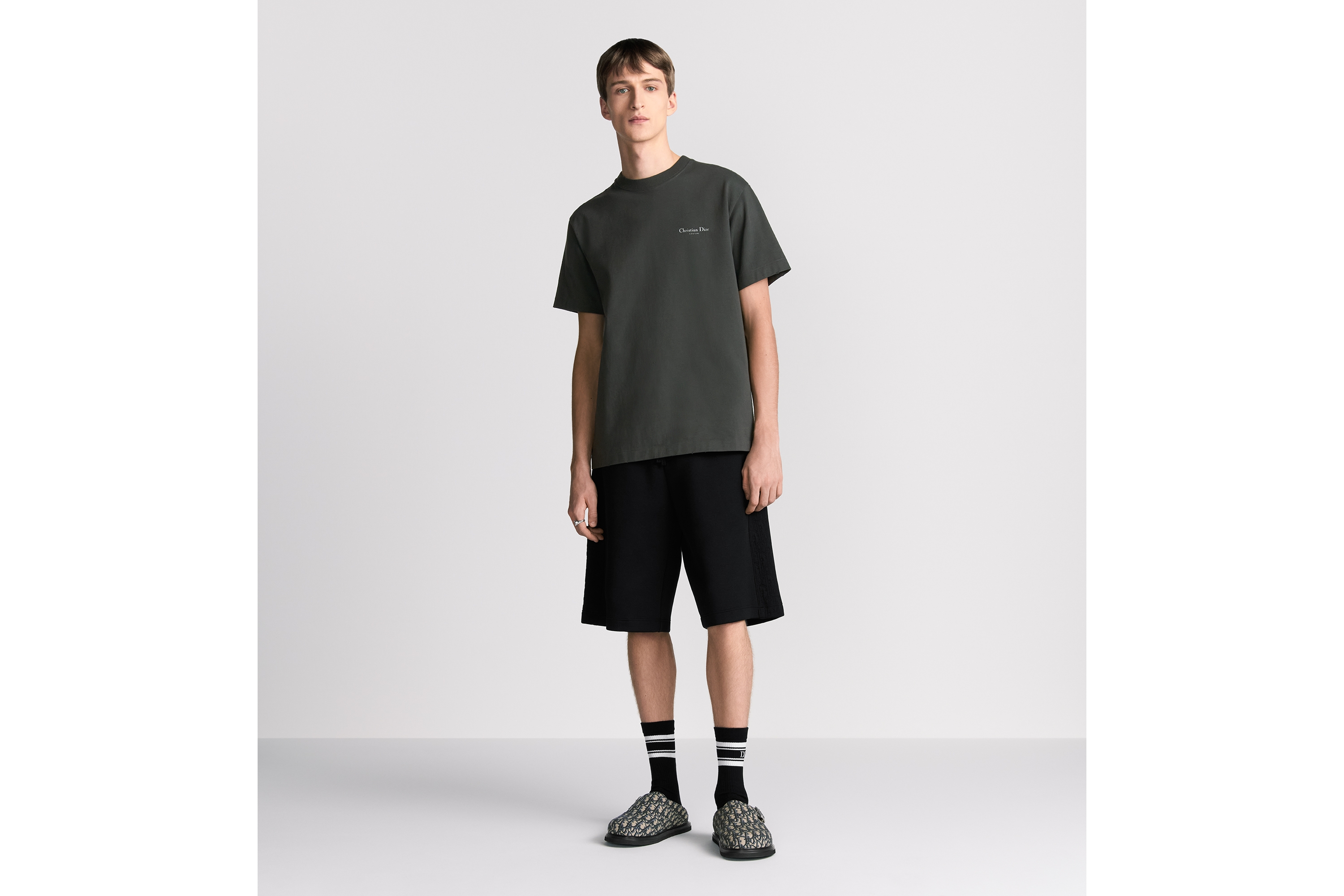 look_image_alt_prefix Dior Oblique Bermudashorts Jersey aus Baumwollmischung in Schwarz E08