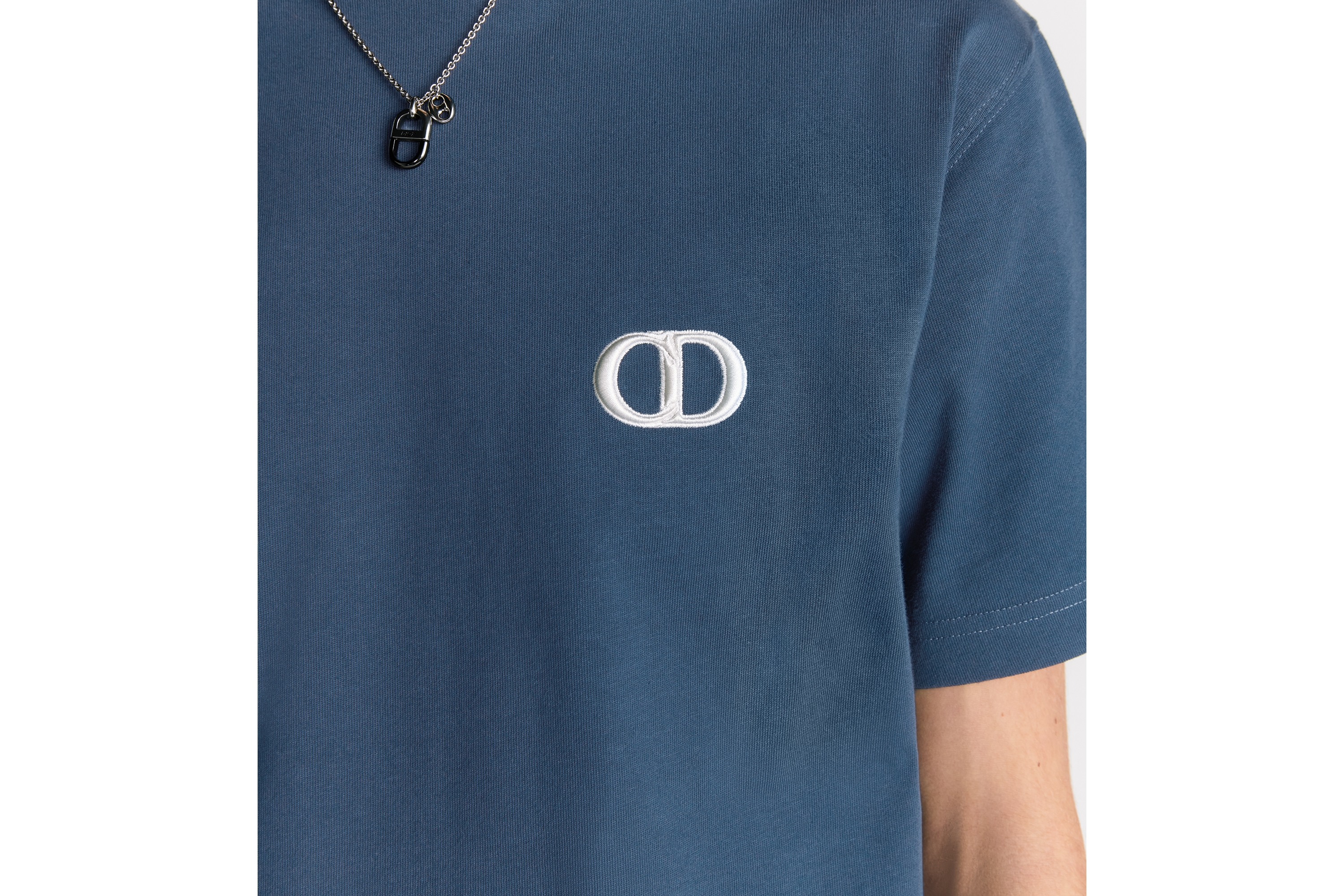 Look CD Icon T-Shirt, Relaxed Fit Blue Cotton Jersey E10