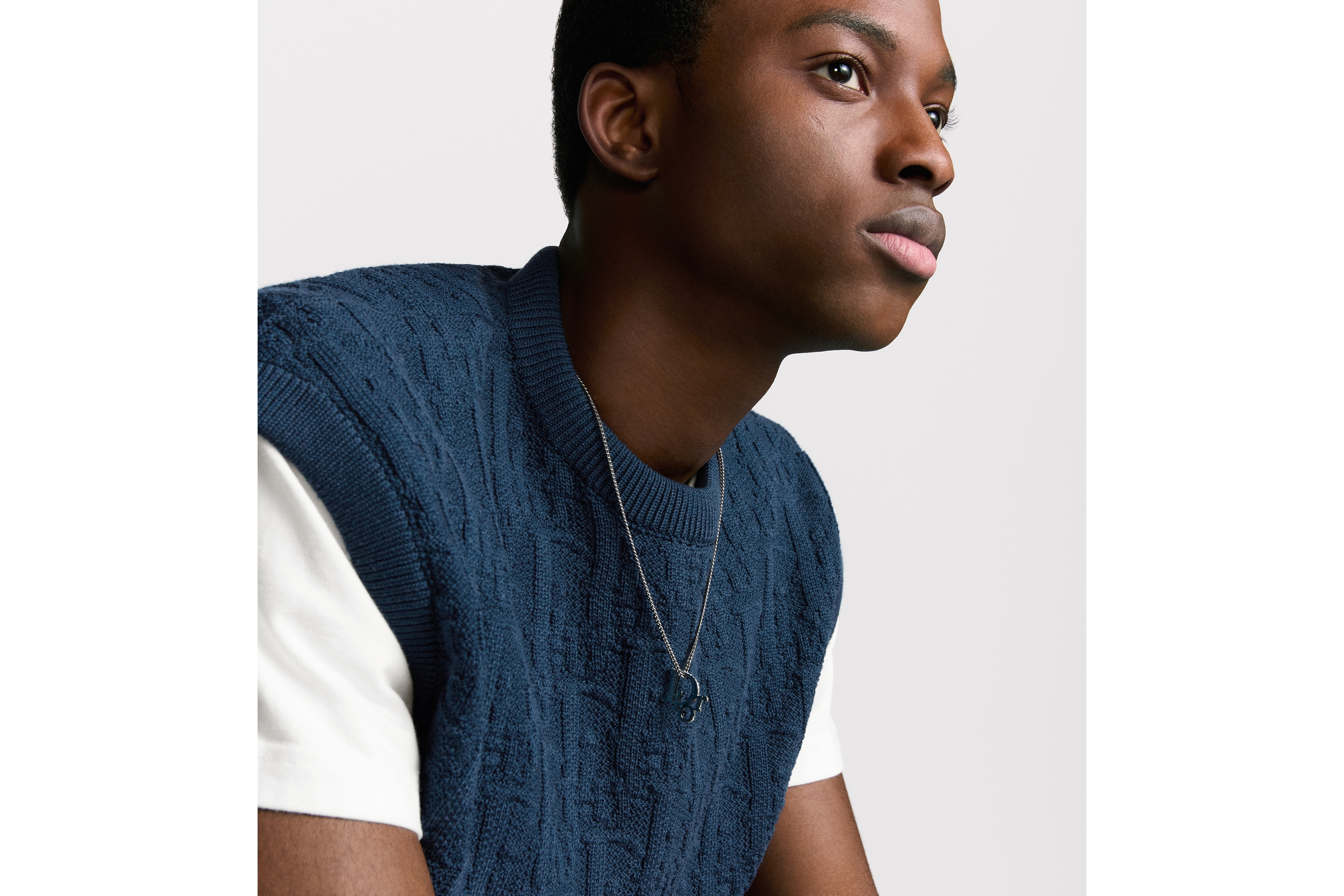 look_image_alt_prefix Halskette mit Dior Oblique Anhänger Messing mit Silber-Finish und Kristalle in Weiß E39