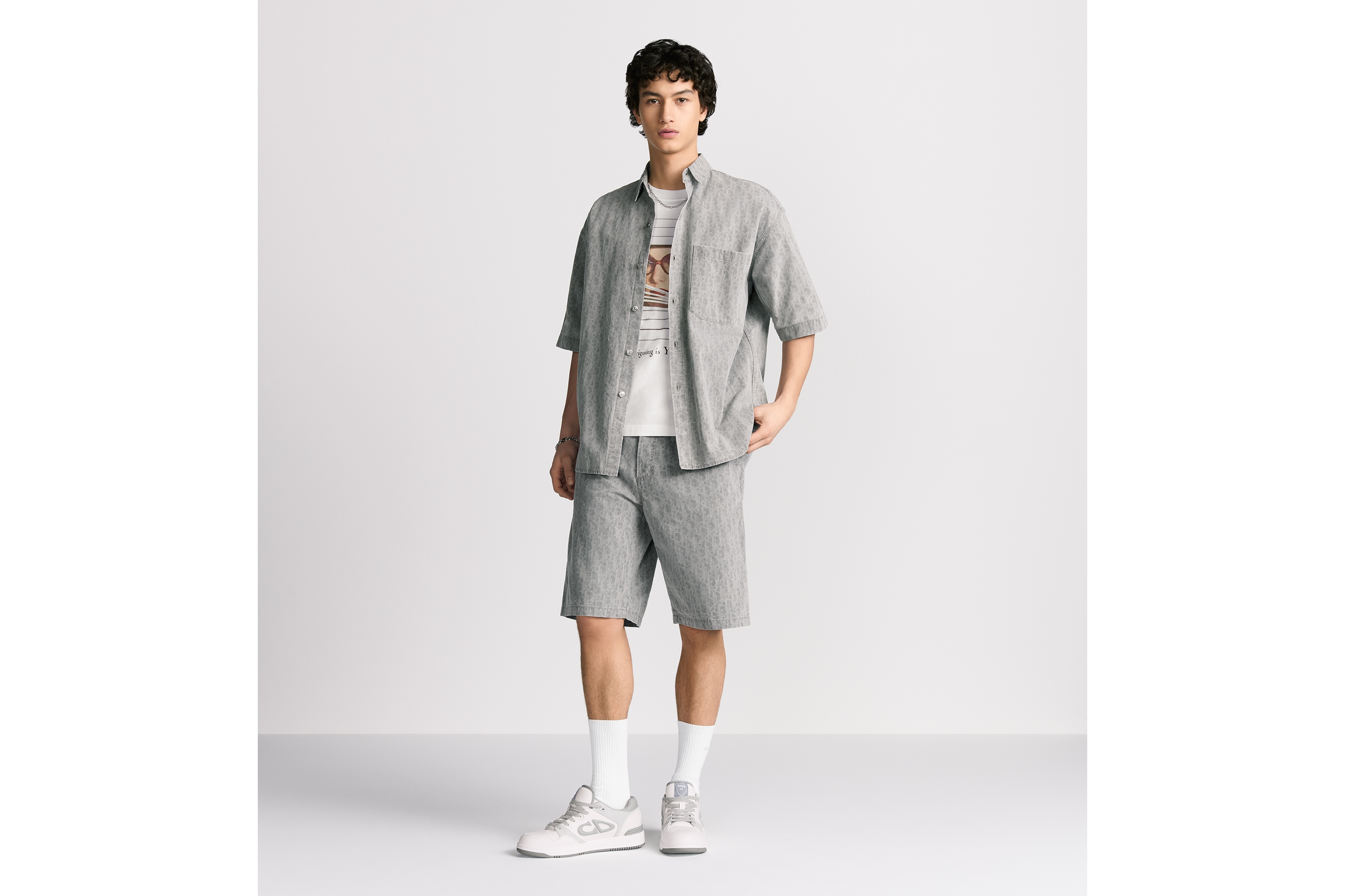 look_image_alt_prefix Dior Oblique 버뮤다 쇼츠 그레이 코튼 데님 E02