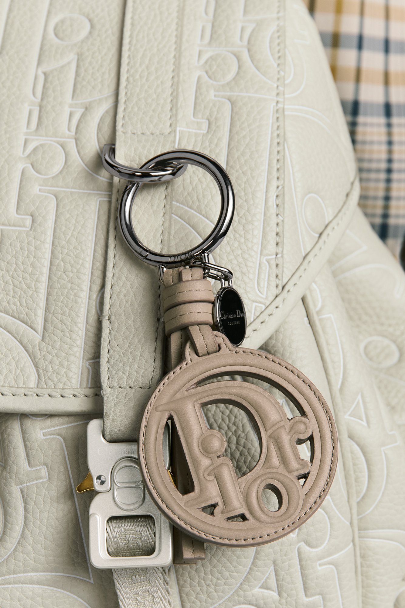 DIOR | キーホルダー |メンズ|ディオール公式オンラインブティック DIOR | キーホルダー |メンズ|ディオール公式オンラインブティック