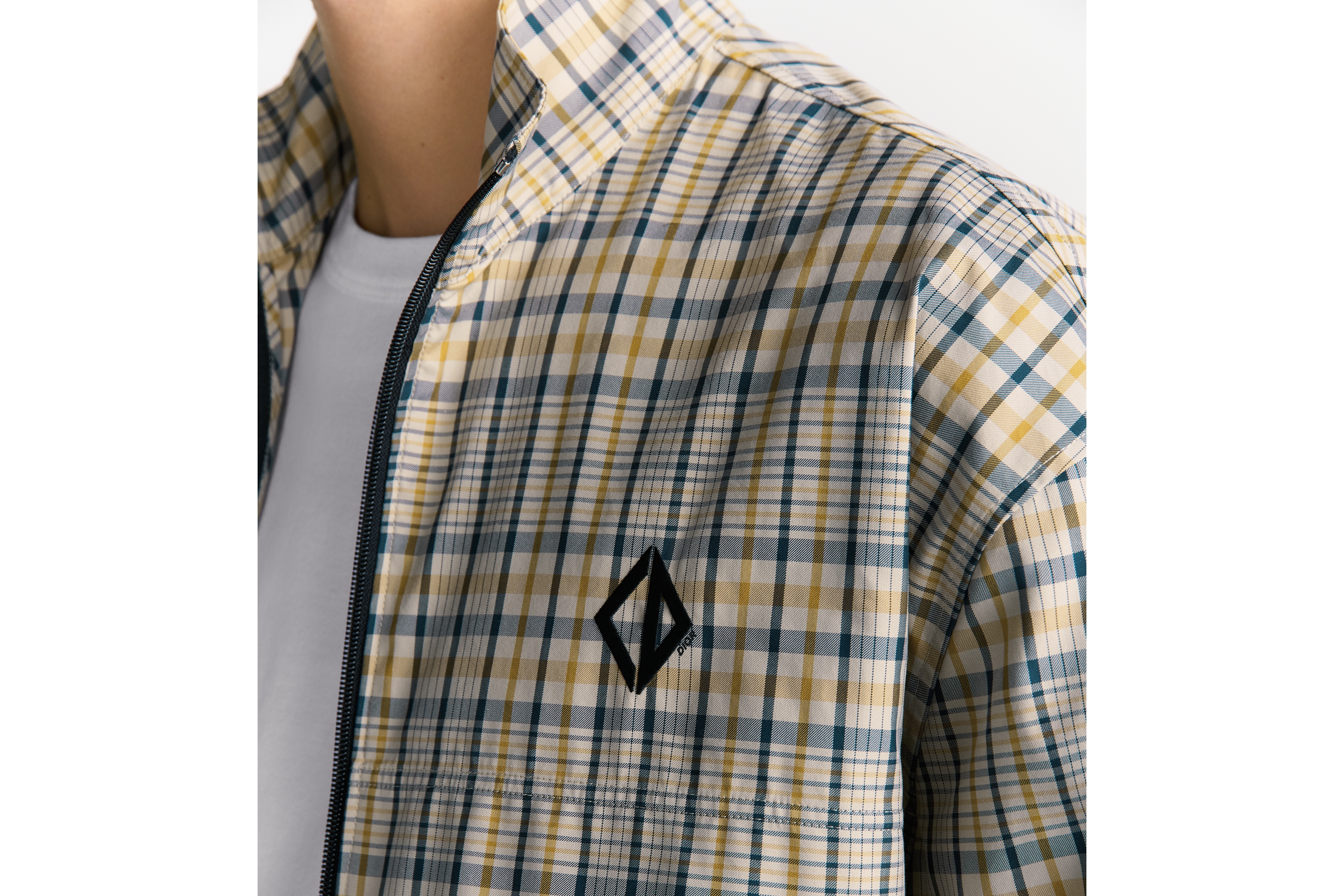 Look Zipped Shirt with CD Diamond Embroidery Beige Tartan Cotton Blend E04