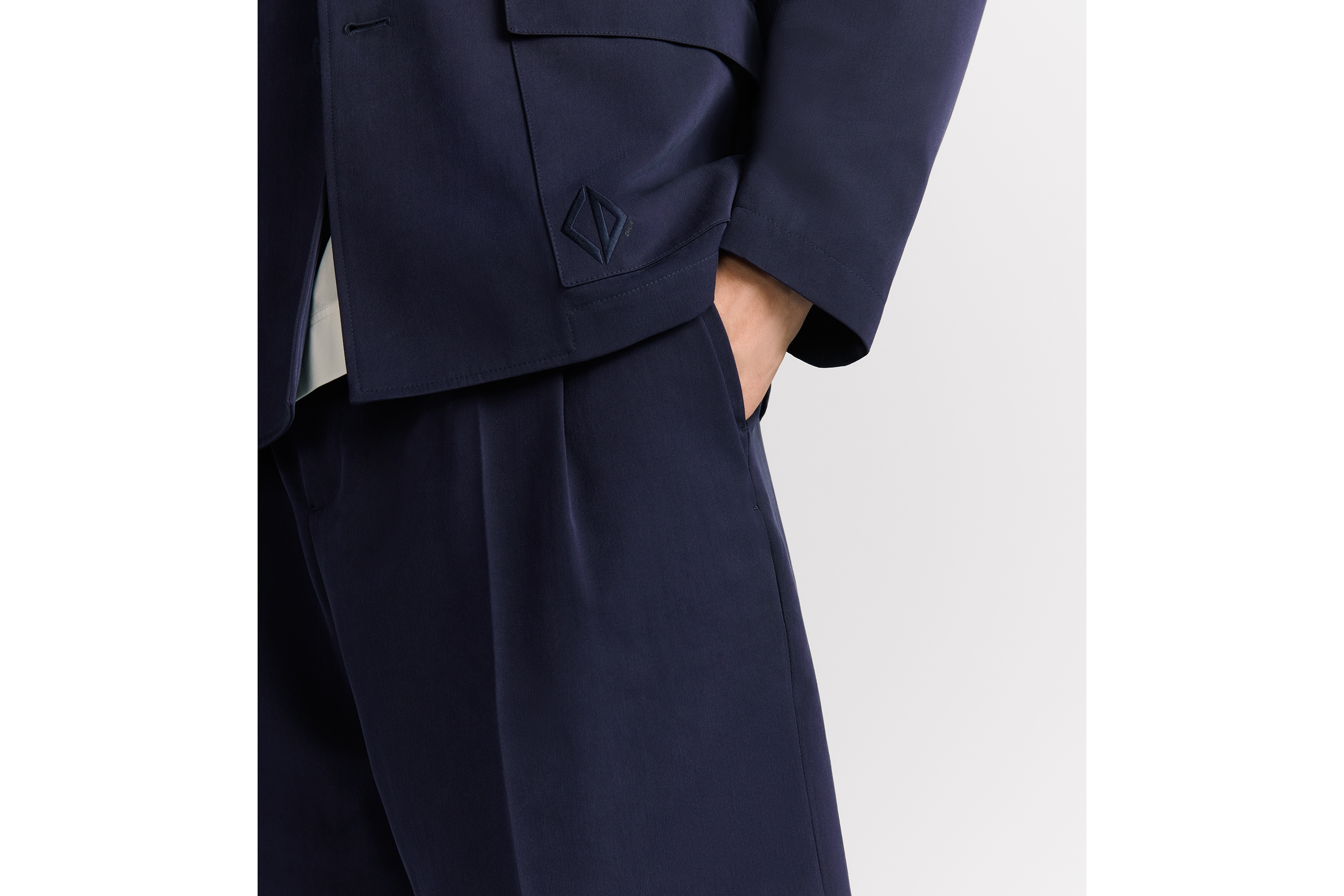 Look Bermuda Shorts with CD Diamond Embroidery Navy Blue Cotton-Blend Twill E16