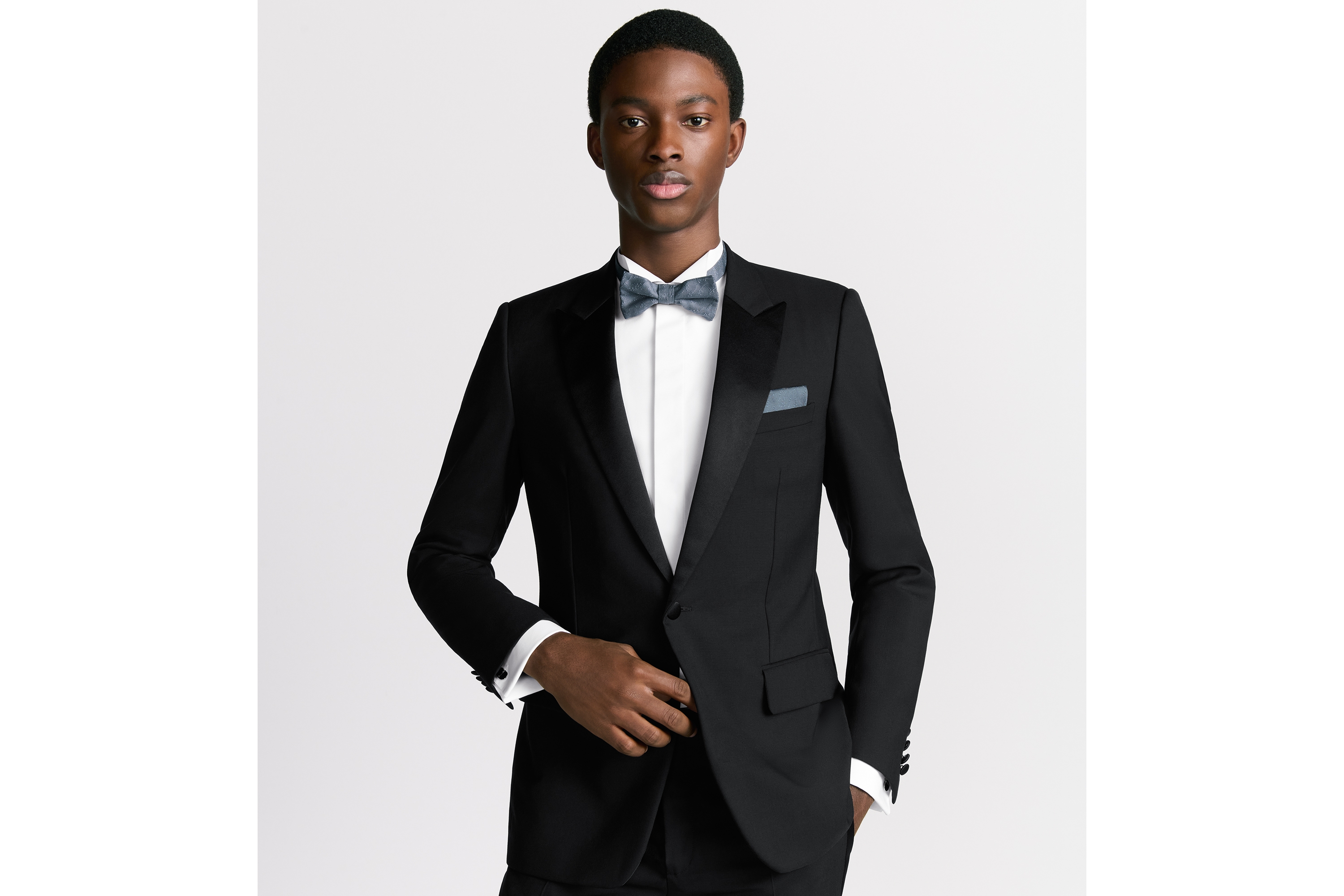 Look Classic Tuxedo Black Virgin Wool Grain de Poudre E01