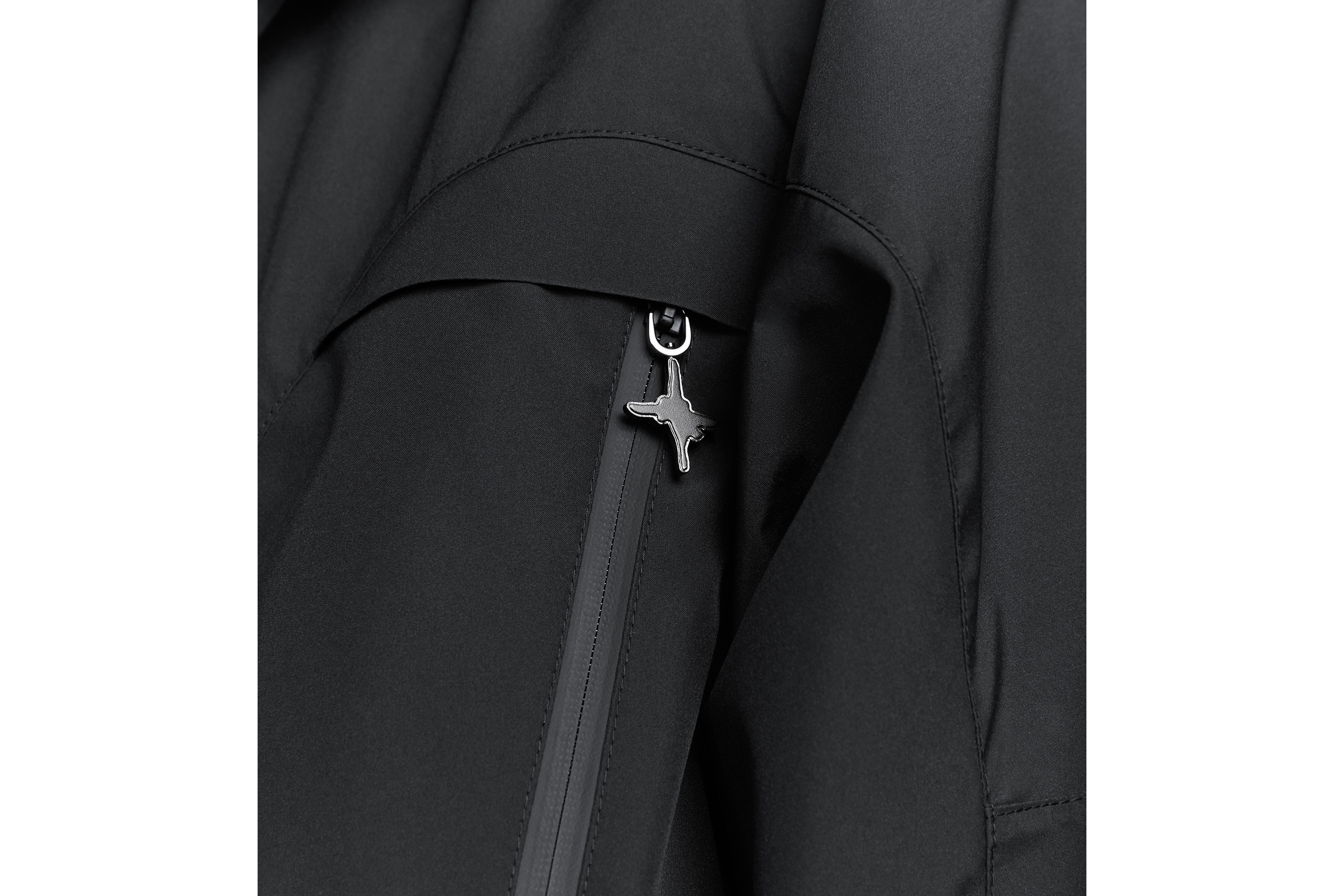 Look DIOR AND LEWIS HAMILTON Parka Black Technical Fabric E22