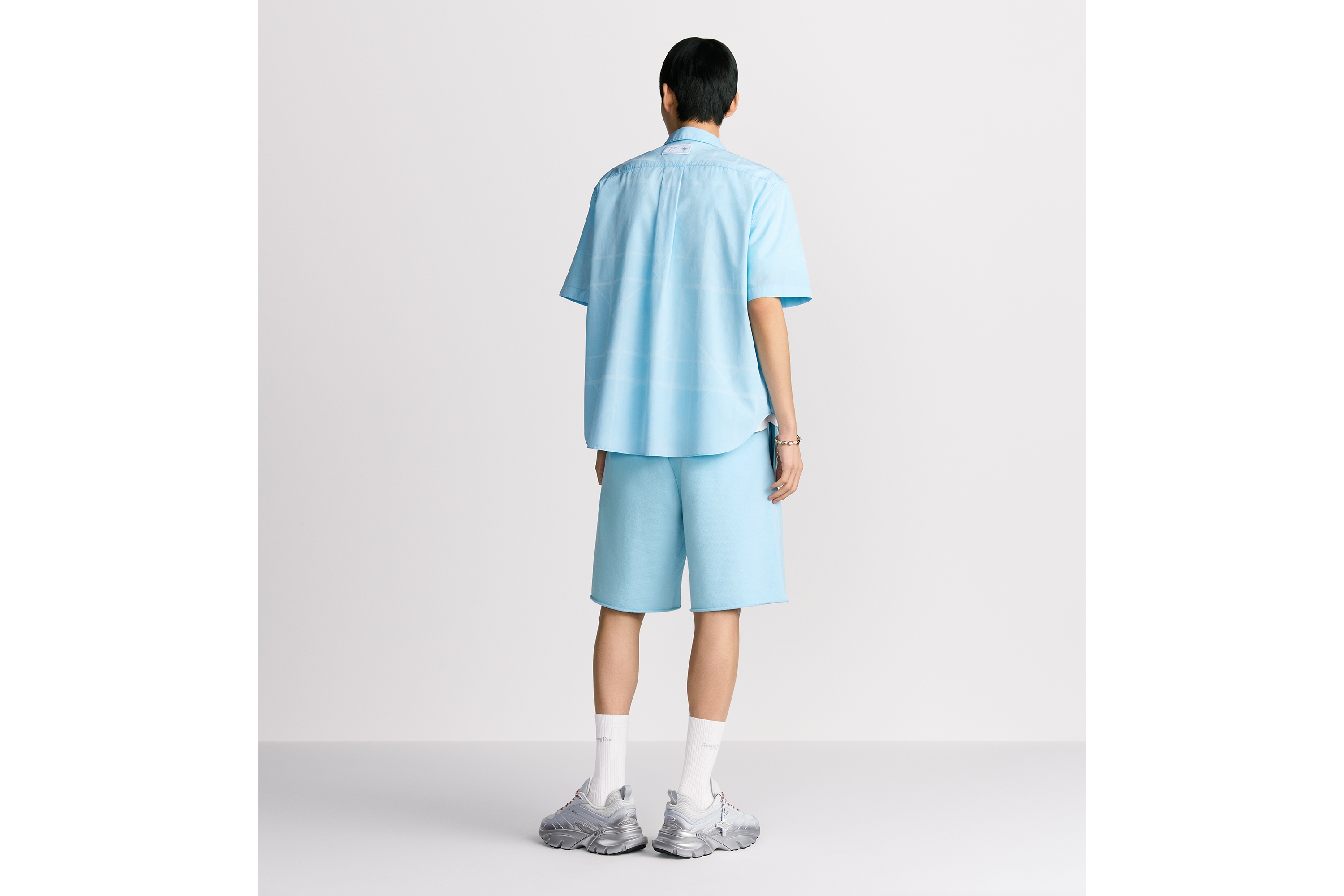 Look DIOR AND LEWIS HAMILTON Bermuda Shorts Sky Blue Slub Cotton Fleece E08
