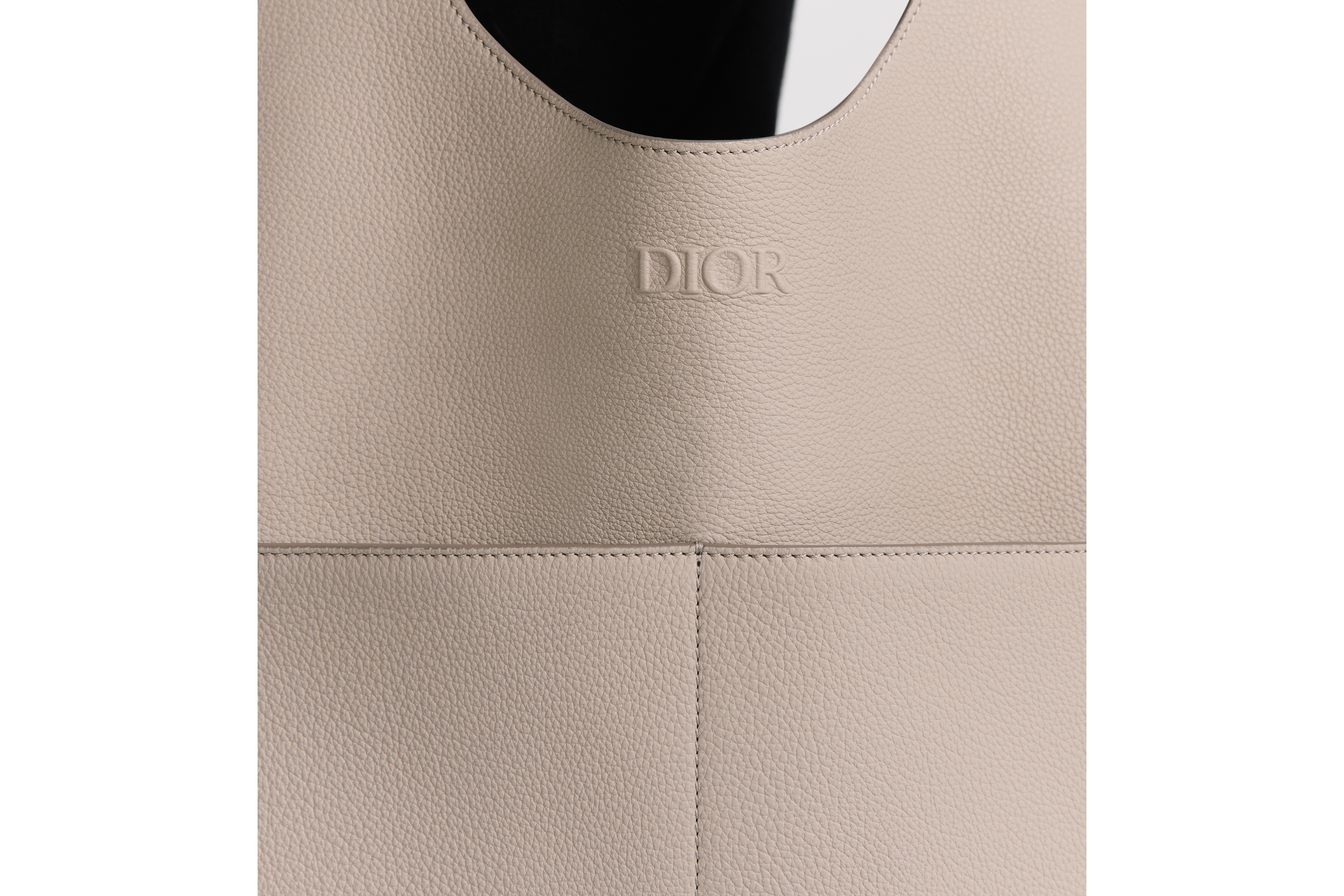 look_image_alt_prefix Dior Privé-tote Beige Dior Icons-kalfsleer E20