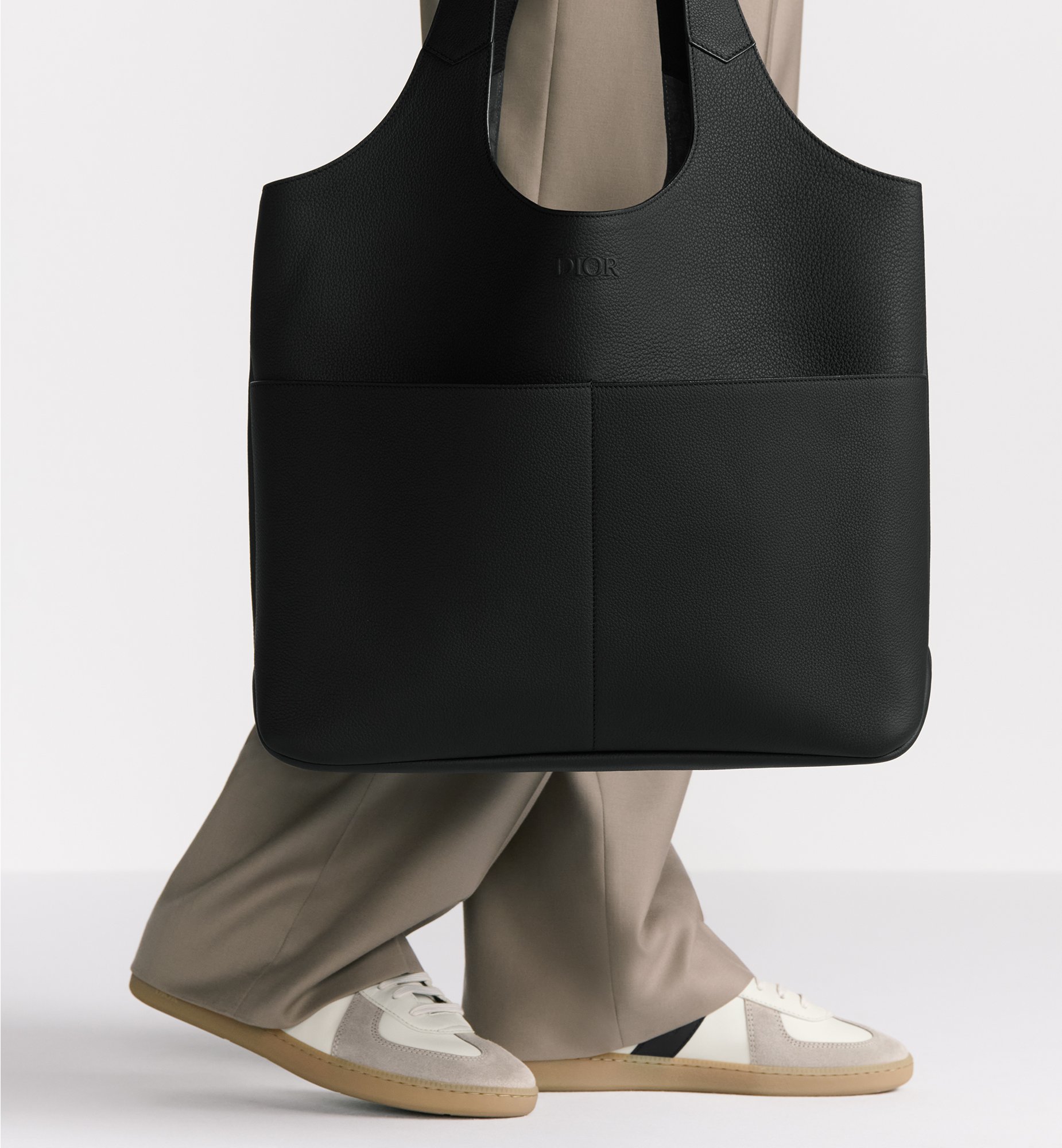 DIOR | 【4月30日発売予定】Dior Privé トートバッグ Dior Icons DIOR | 【4月30日発売予定】Dior Privé トートバッグ Dior Icons
