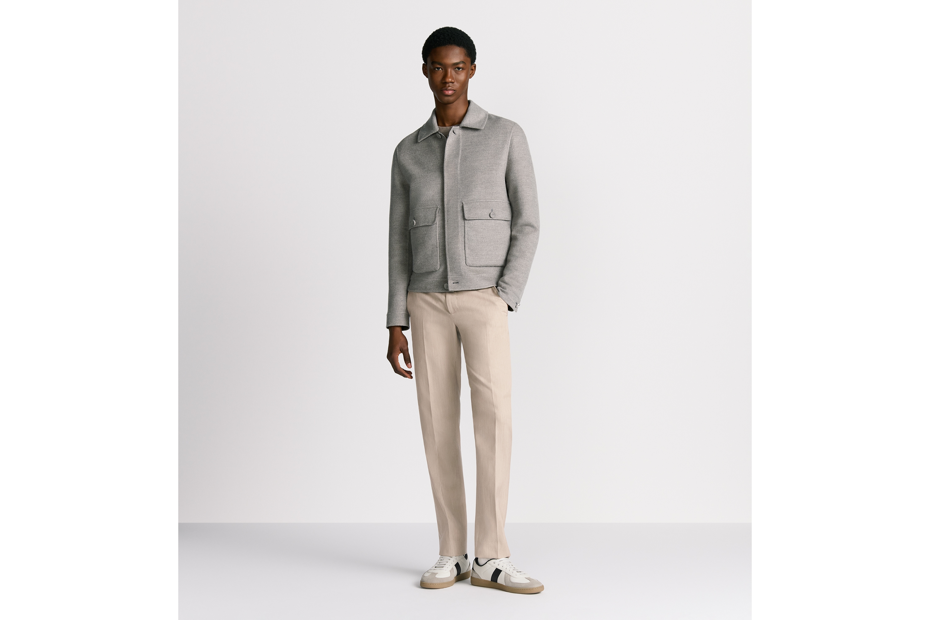 Look Veste workwear Dior Icons Drap double face de laine vierge, cachemire et soie beiges E02