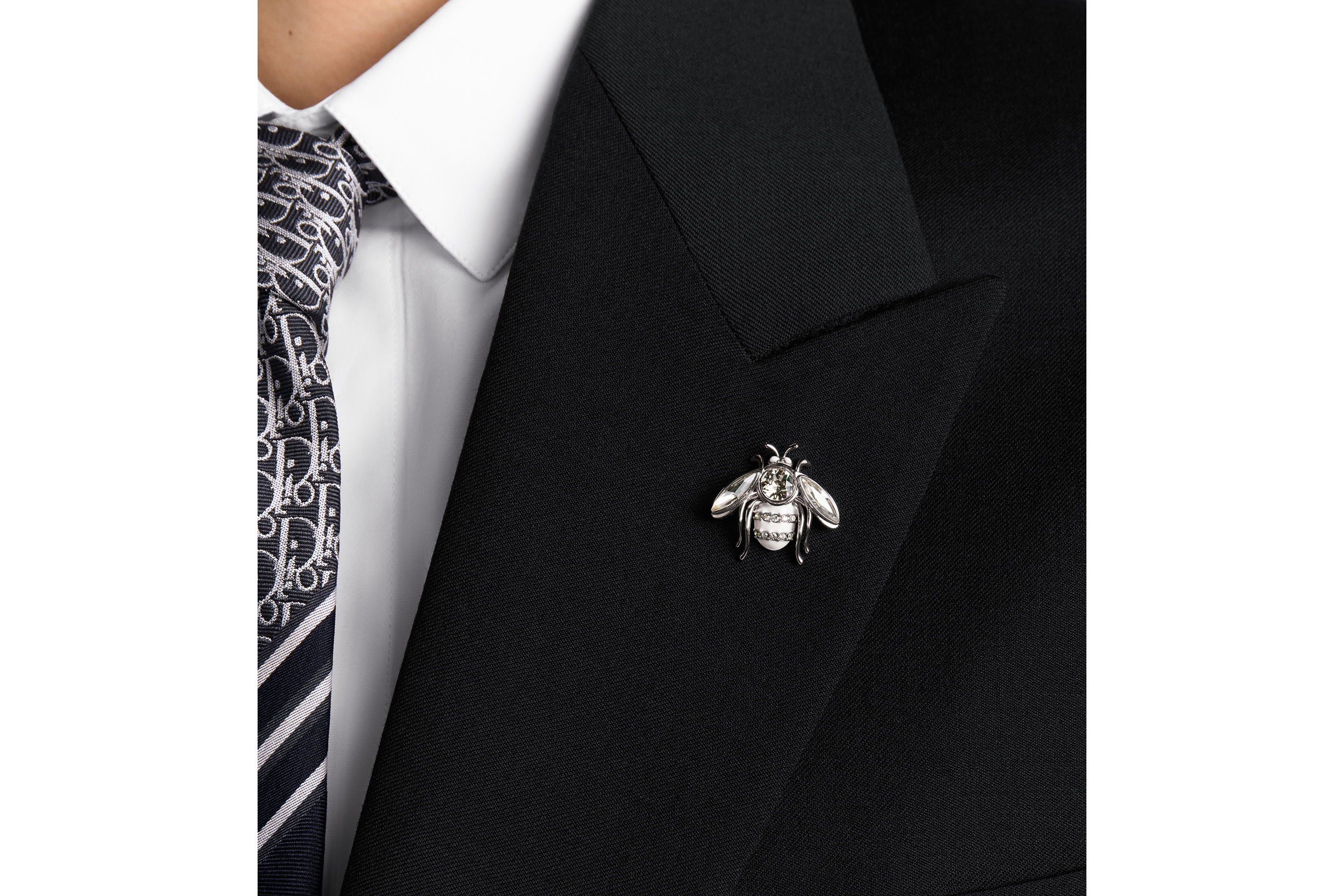 look_image_alt_prefix 꿀벌 주얼리 재킷 블랙 버진 울 트윌 E04