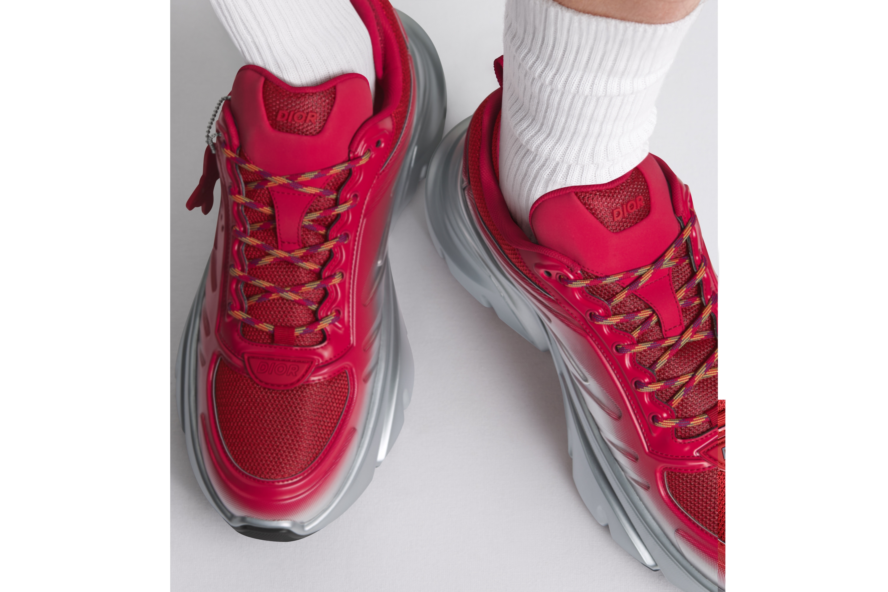 Look DIOR AND LEWIS HAMILTON B44 Blade Sneaker – LIMITED AND NUMBERED EDITION Gradient Red and Silver-Tone Mesh with Gradient Red and Silver-Tone Technical Fabric E23