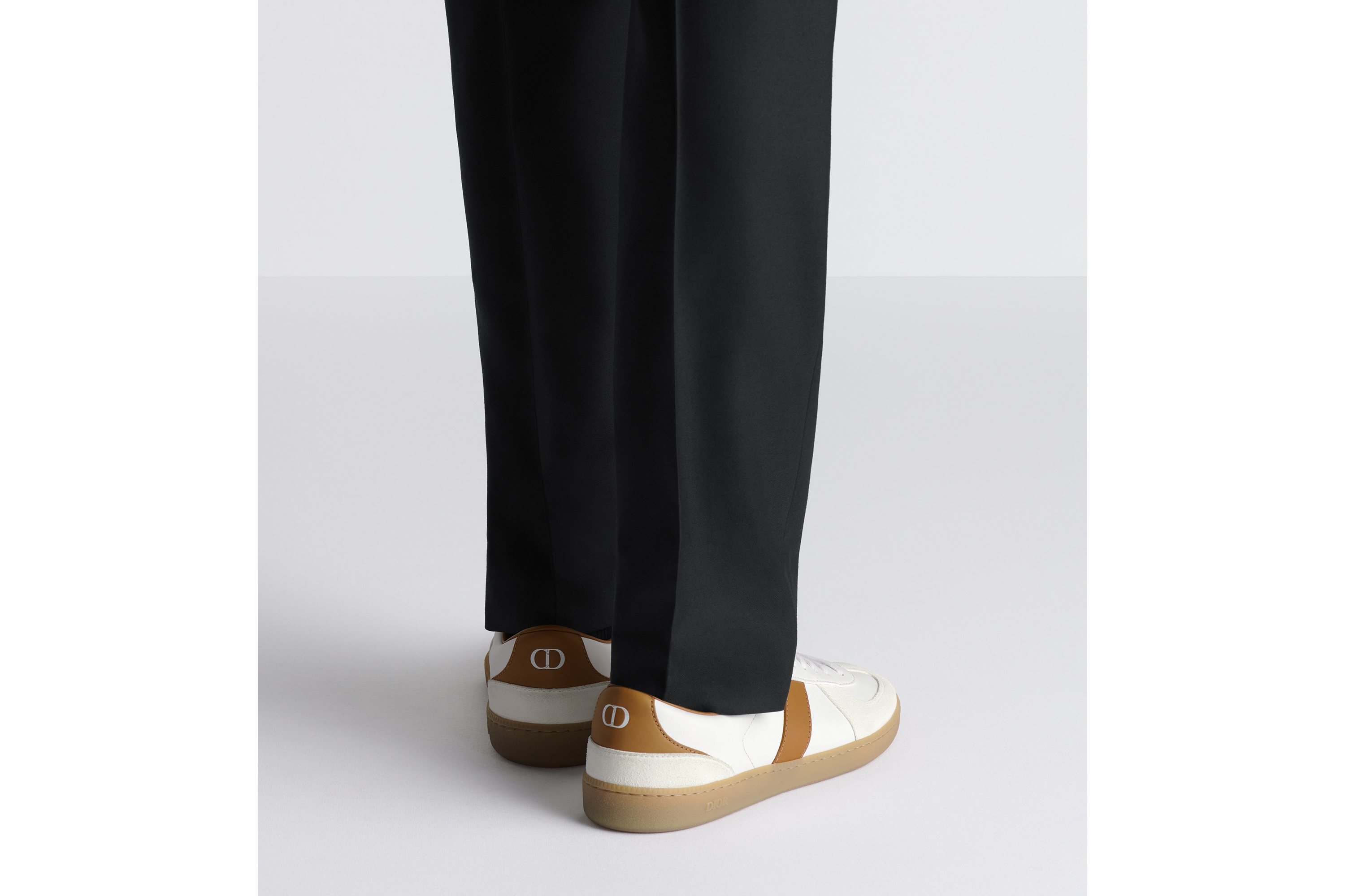 Look B01 Matchpoint Sneaker Cognac and White Smooth Calfskin with White Suede E25