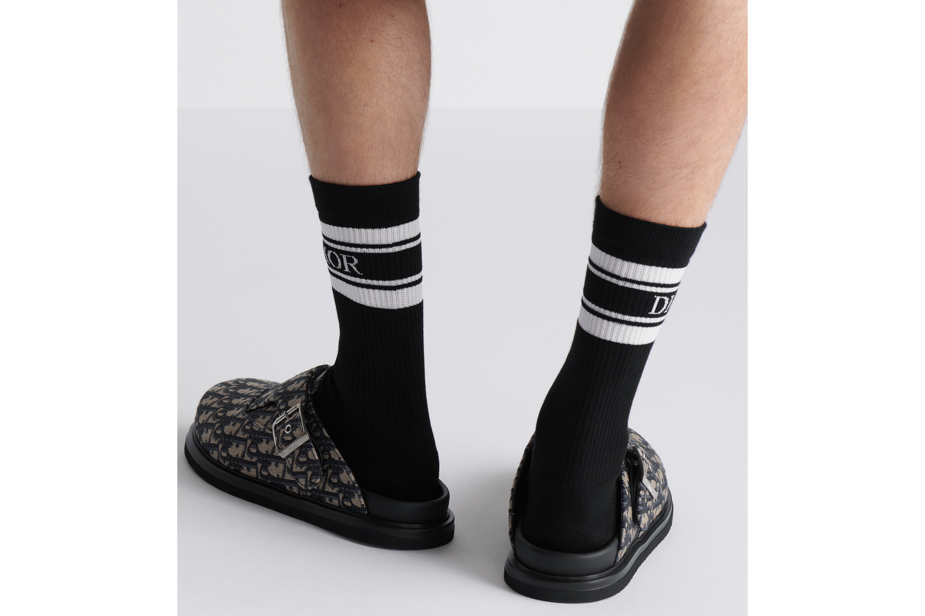 Look Mule Dior Aqua Toile jacquard Dior Oblique beige et noir E24