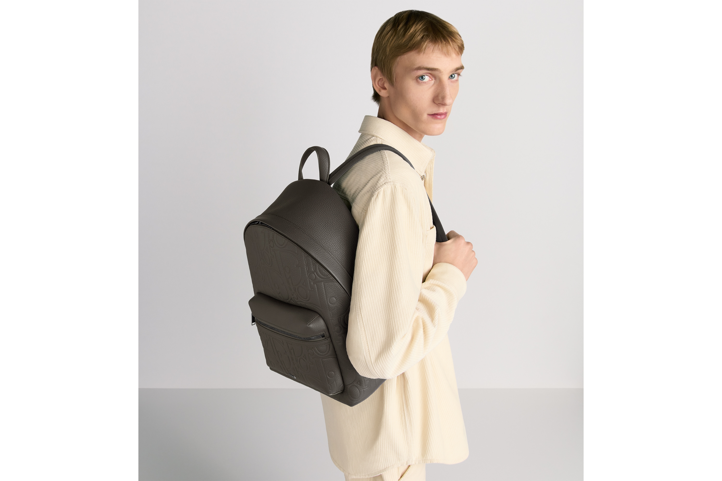 Look Rider 2.0 Zipped Backpack Gray Dior Gravity Leather and Gray Grained Calfskin E19