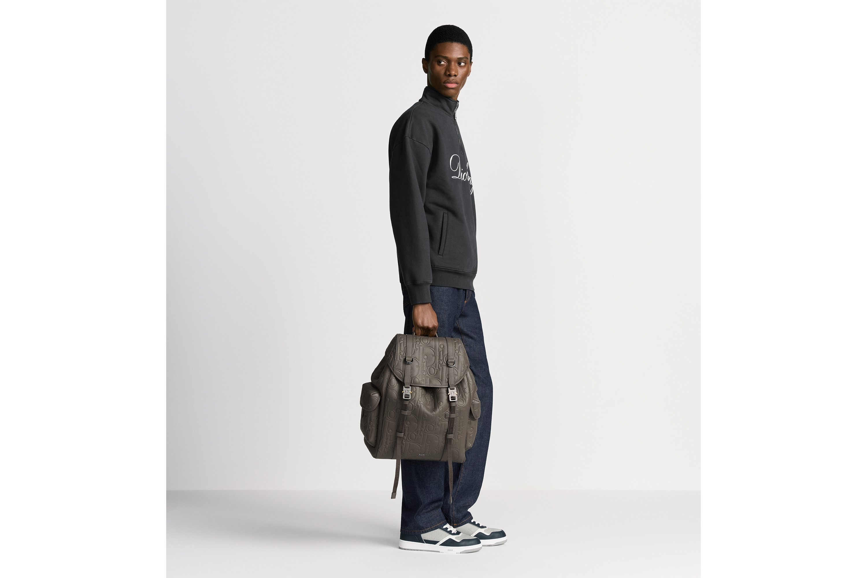 Look Dior Hit the Road Backpack with Flap Gray Dior Gravity Leather and Gray Grained Calfskin E21