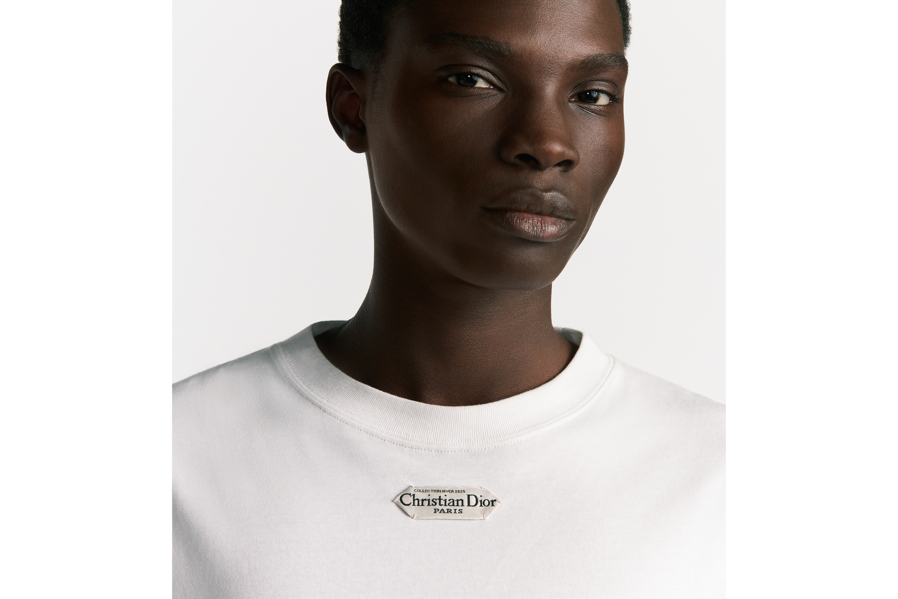 Look T-Shirt with Christian Dior Paris Tag, Relaxed Fit Shiny White Cotton Jersey E10