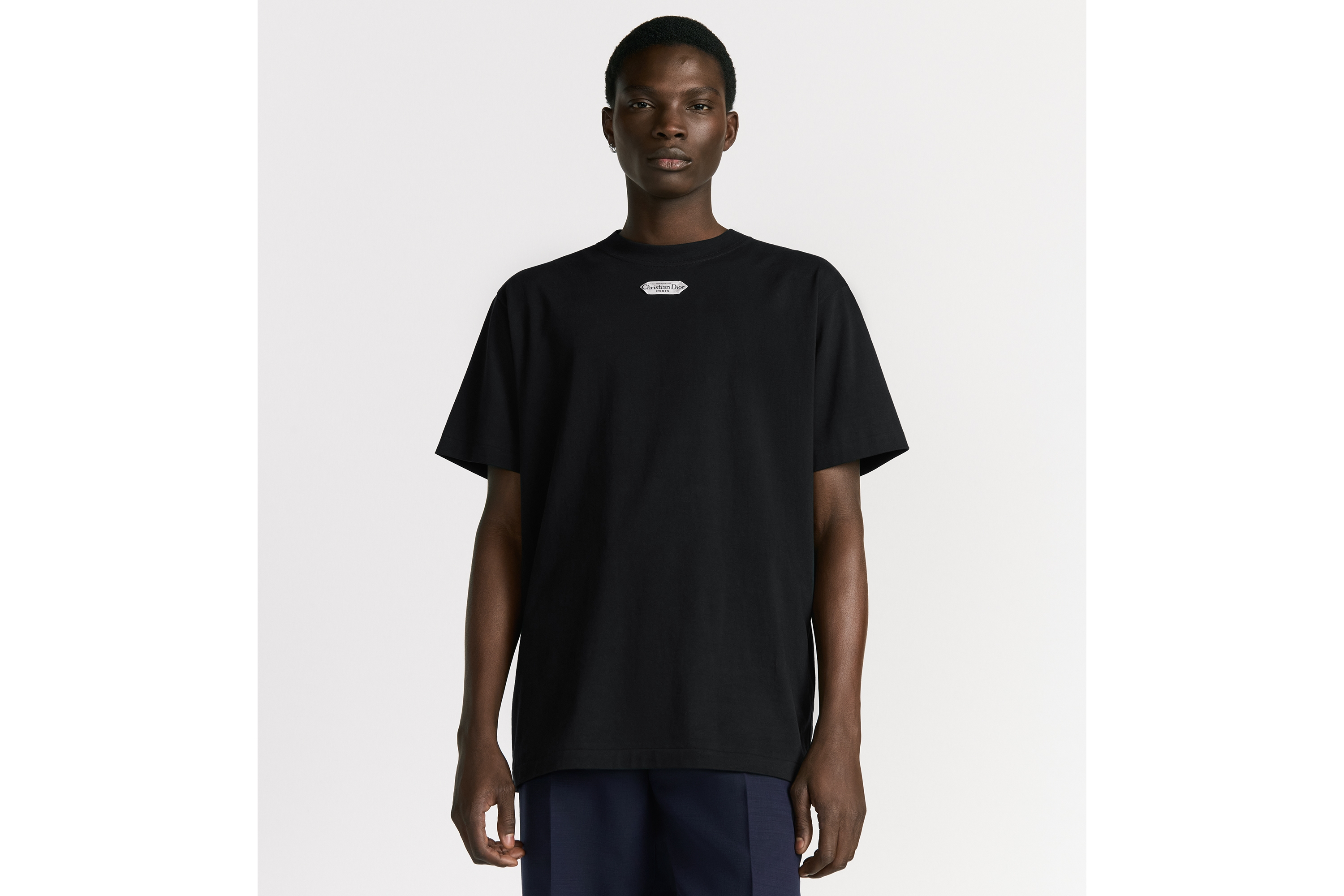 Look T-Shirt with Christian Dior Paris Tag, Relaxed Fit Black Cotton Jersey E07