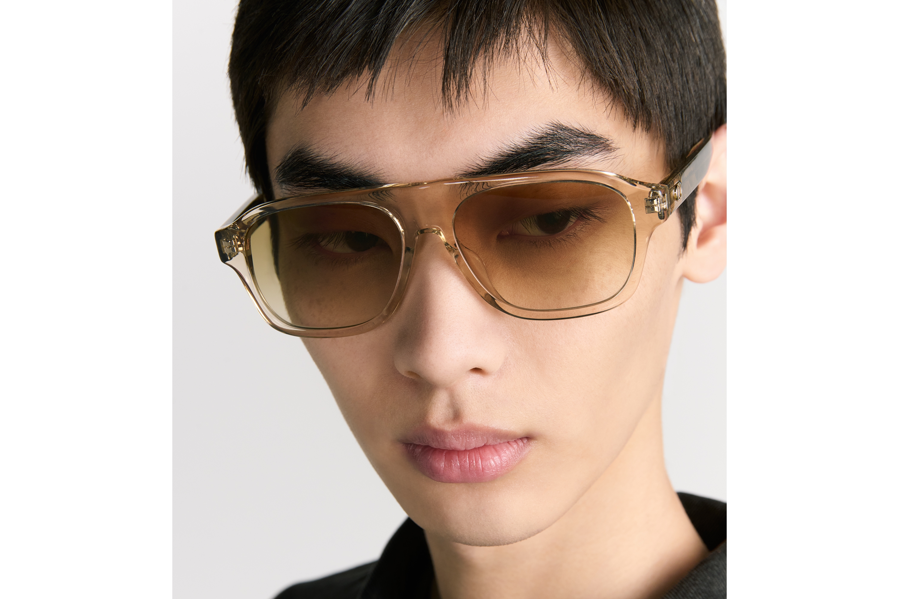 Look CD Icon A1F Transparent Beige Pilot Sunglasses E30