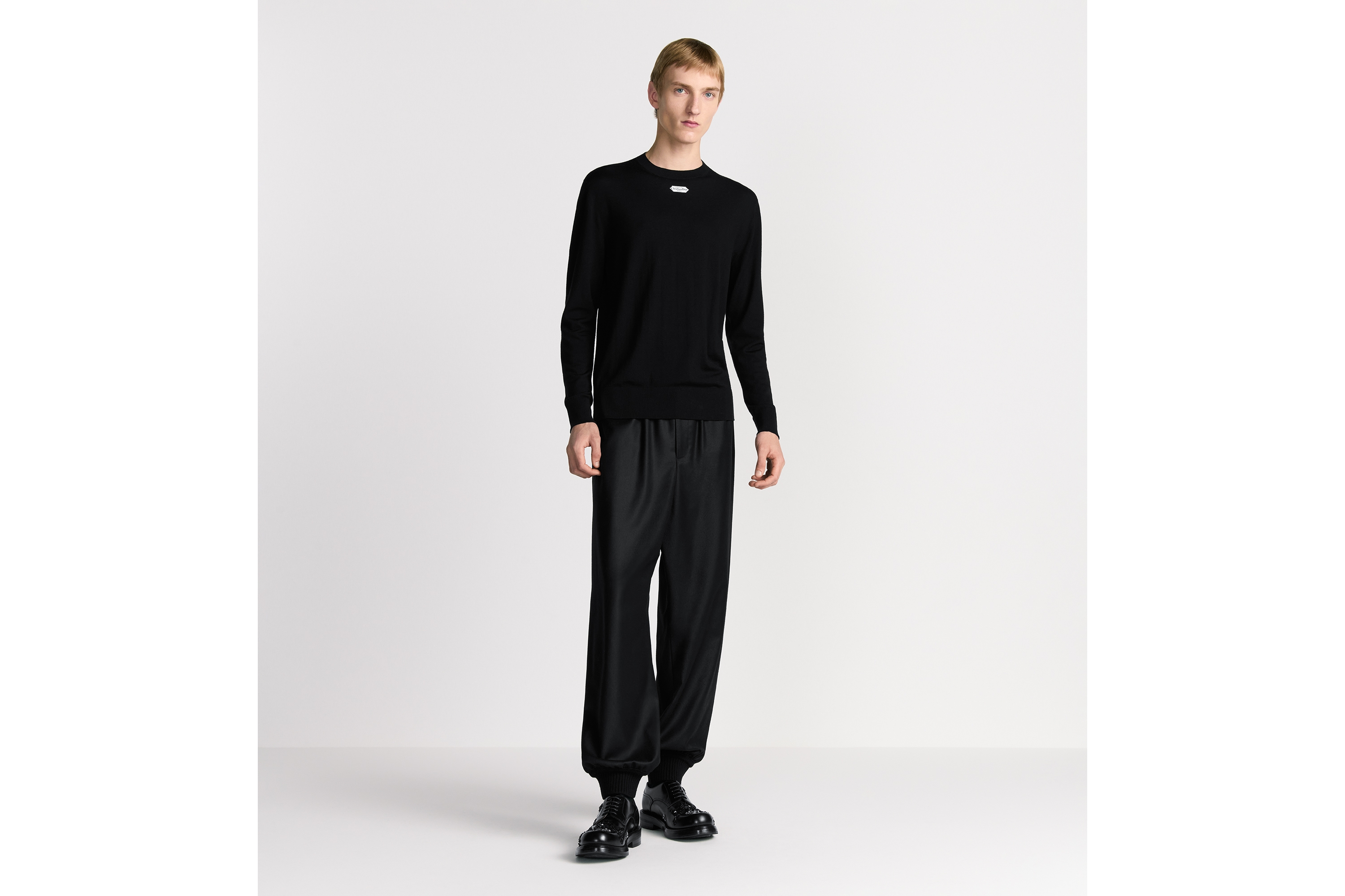 Look Pantalon de jogging tailoring Toile de laine noire E08