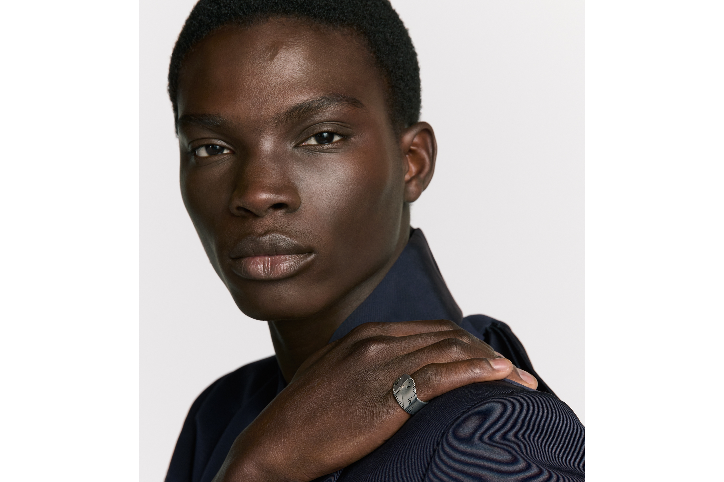 Dior Black Star リング シルバー & レジン E40