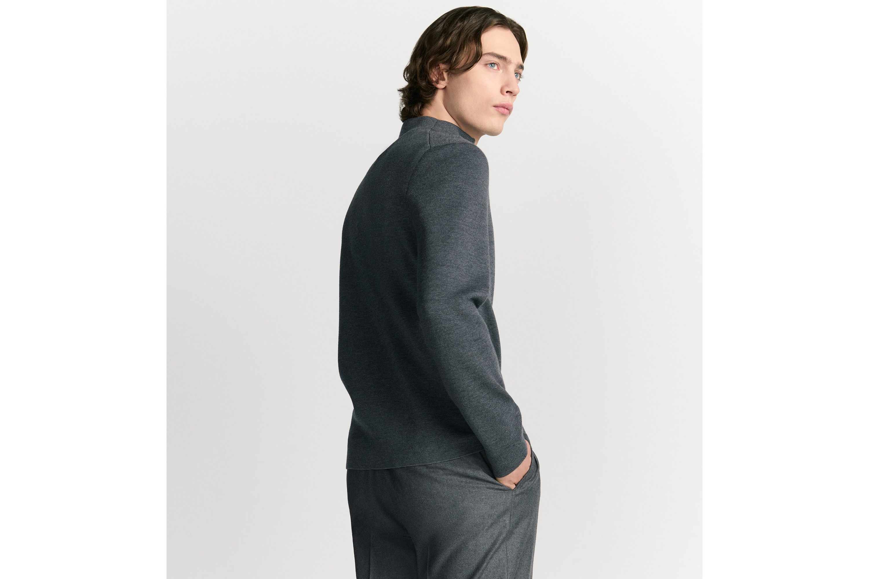 look_image_alt_prefix CD Icon 지퍼 스웨터 그레이 버진 울 푼토 밀라노 니트 E03