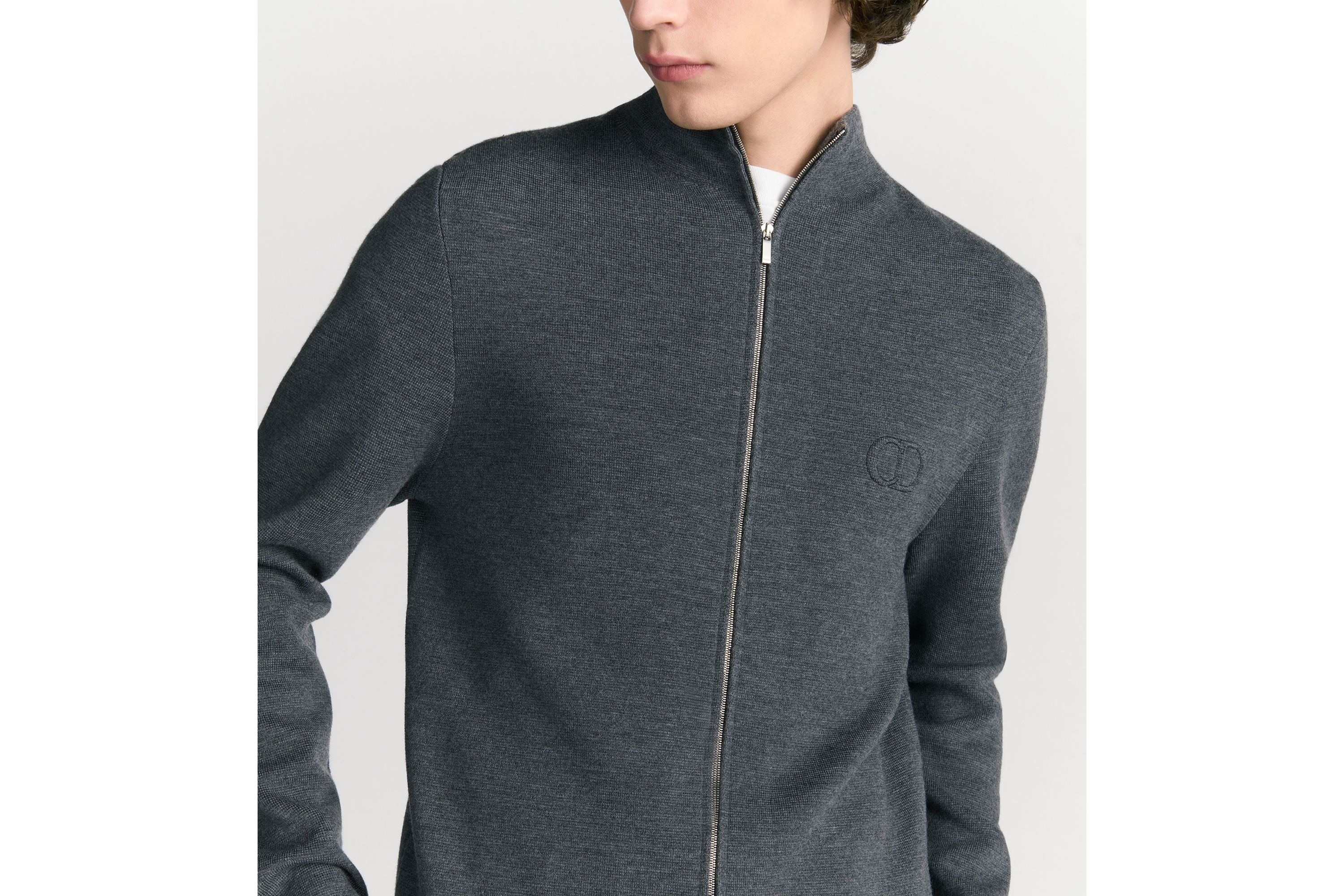 look_image_alt_prefix CD Icon 지퍼 스웨터 그레이 버진 울 푼토 밀라노 니트 E04