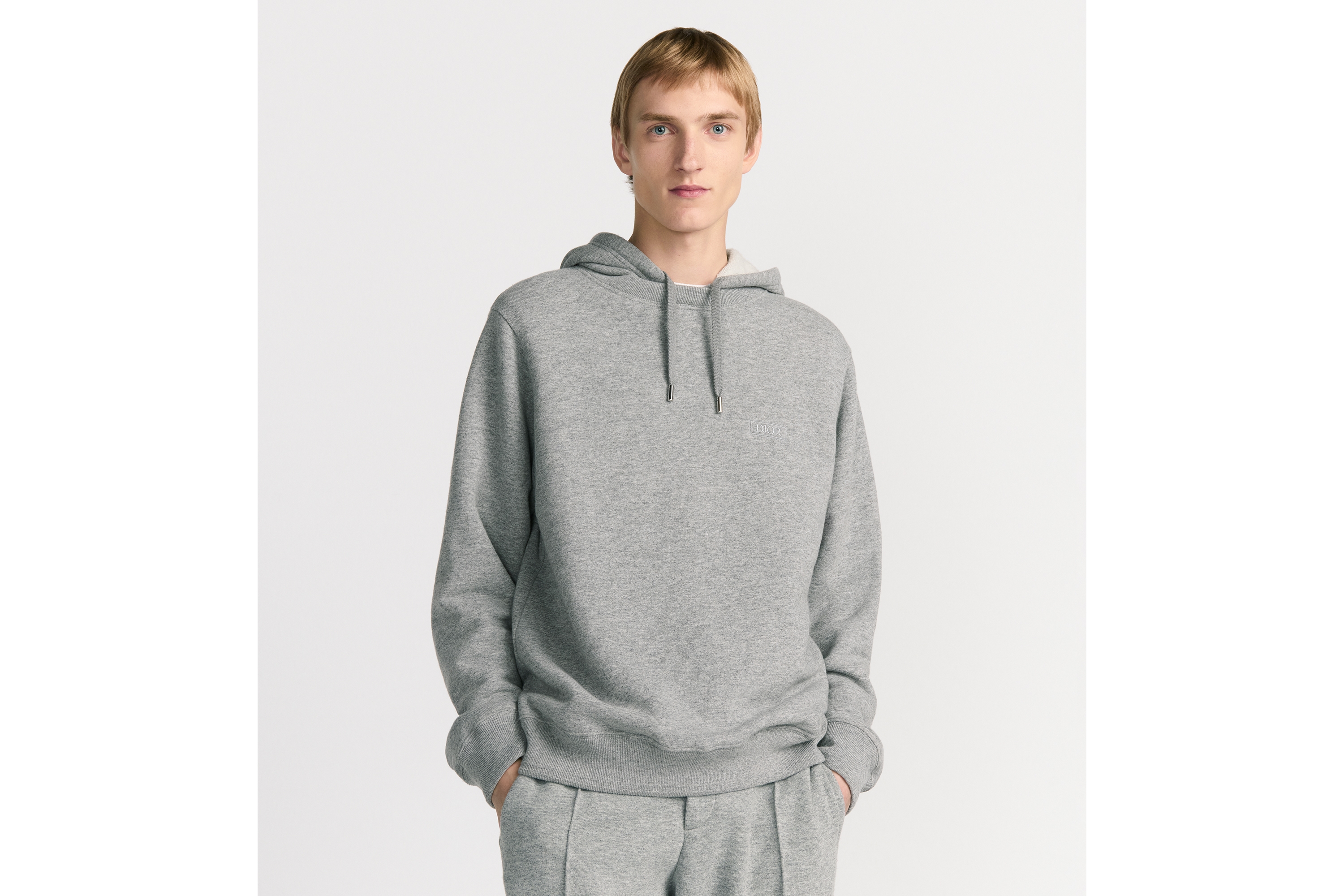 look_image_alt_prefix Sudadera con capucha Dior Icons Felpa de mezcla de cachemira y algodón gris jaspeado E07