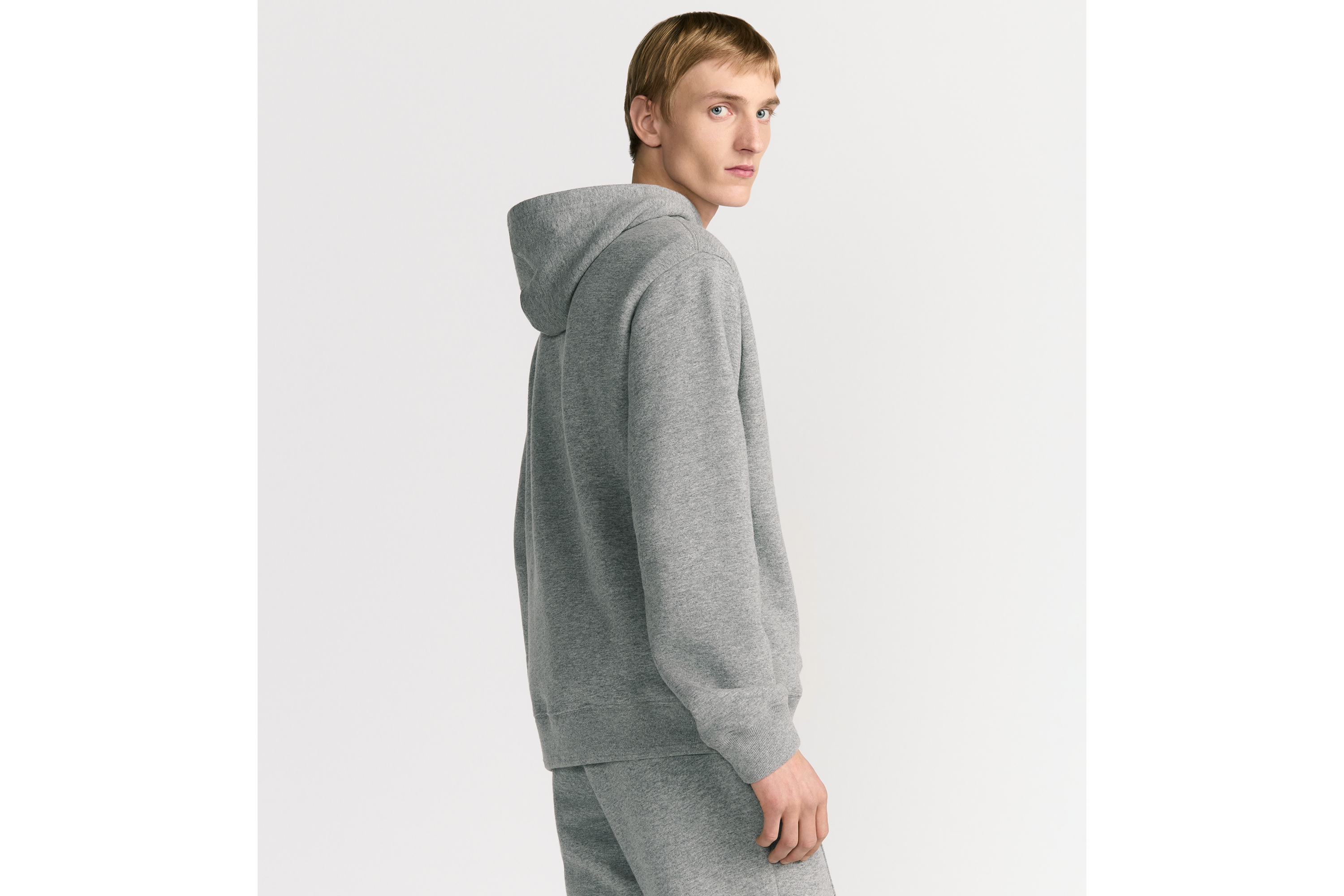 look_image_alt_prefix Sudadera con capucha Dior Icons Felpa de mezcla de cachemira y algodón gris jaspeado E09